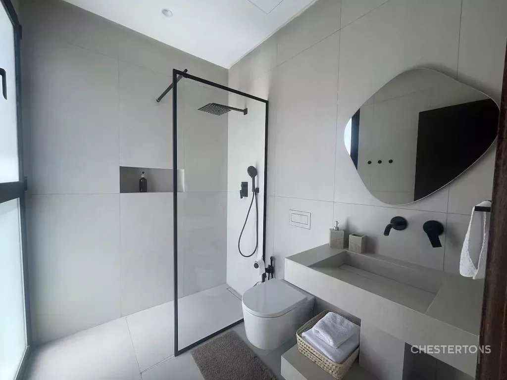  Image of Villa - 5 Bedrooms for Sale in Marrakech-Ménara-Marrakech-Morocco, Image 21