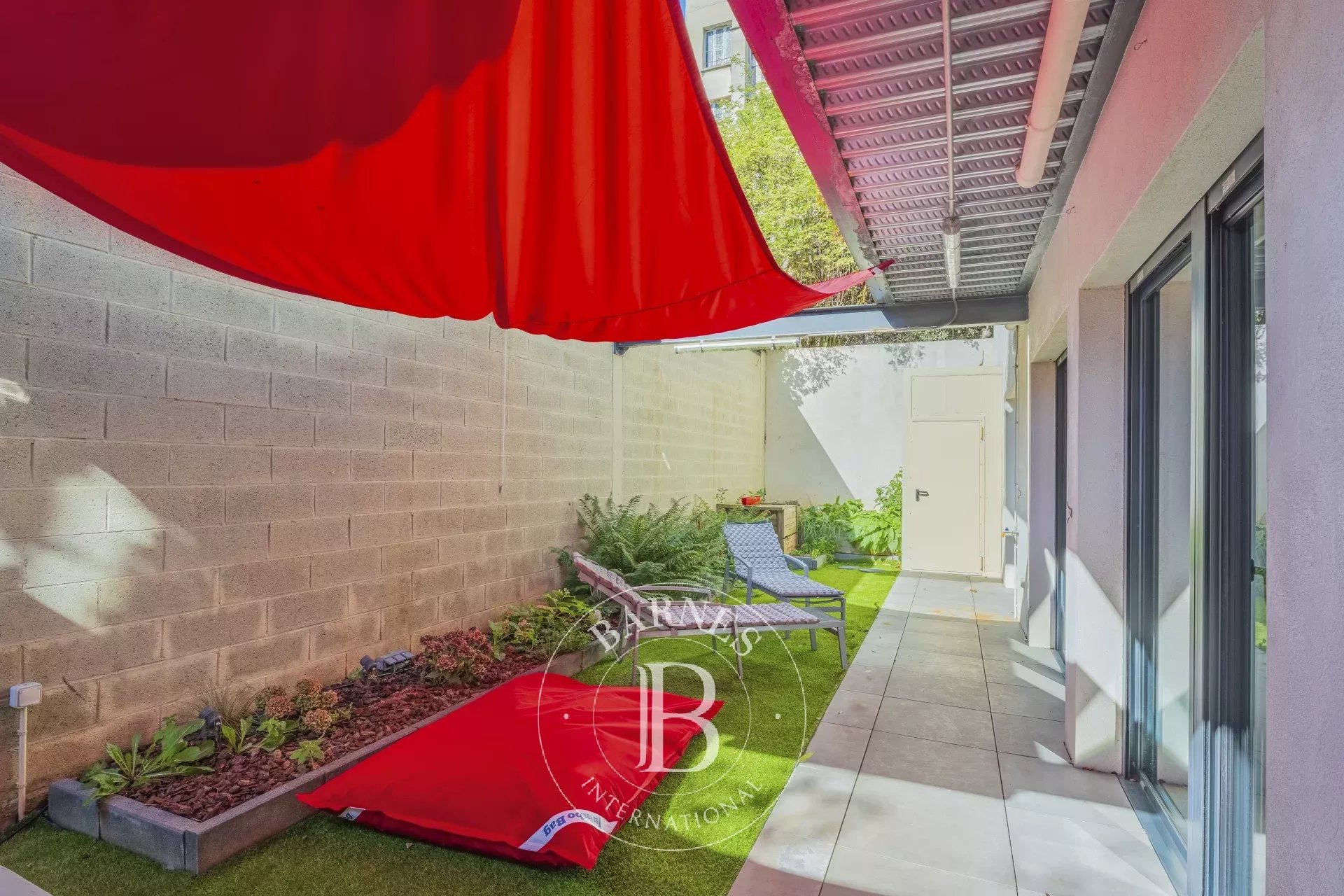 Loft Montreuil - picture 16