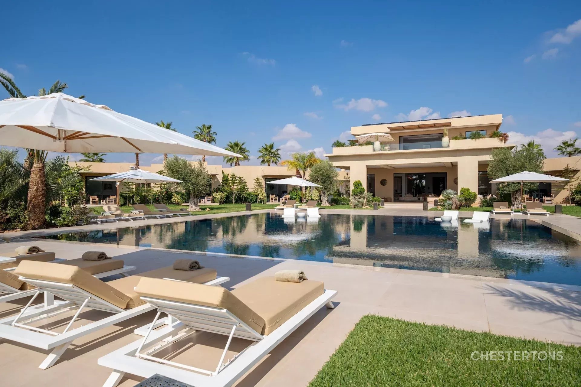 Image of Villa - 13 Bedrooms for Sale in Marrakech-Ménara-Marrakech-Morocco, Image 1