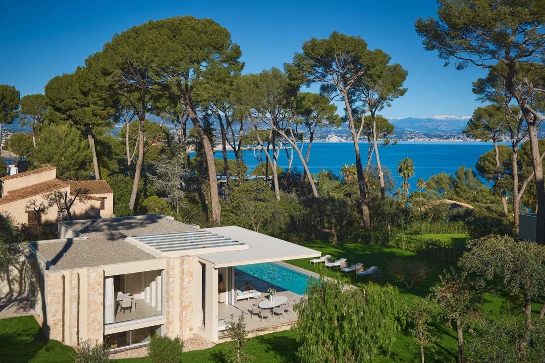 Vente Villa Contemporaire 330 m² au Cap d'Antibes