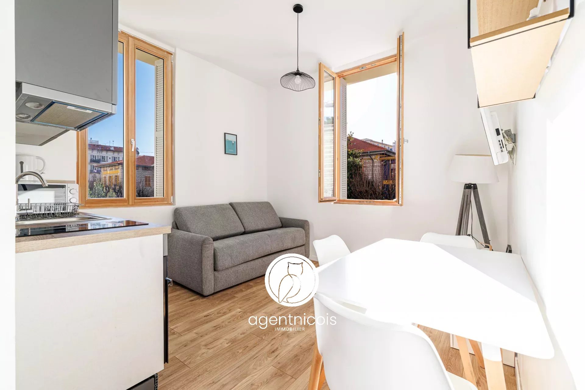 Agence immobilière de 