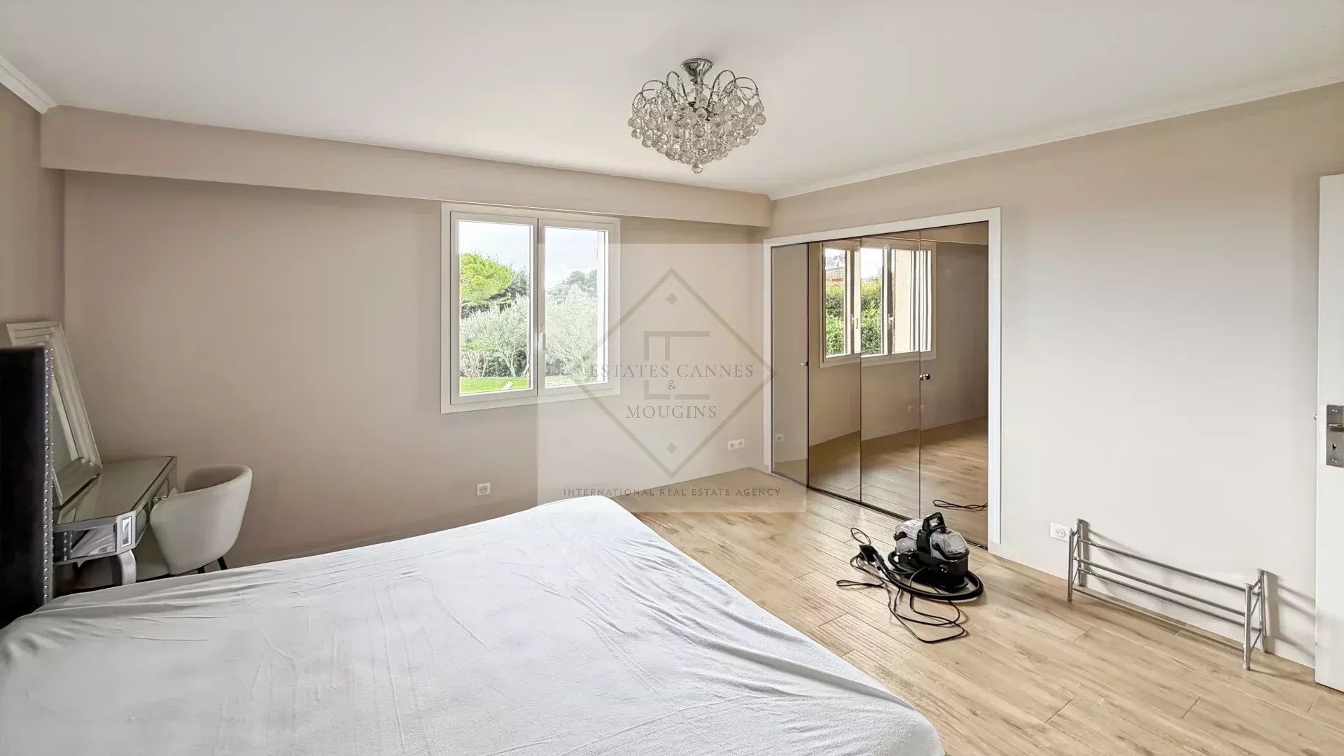 Charmante Maison Provençale Rénovée – Cœur de Mougins — photo 19