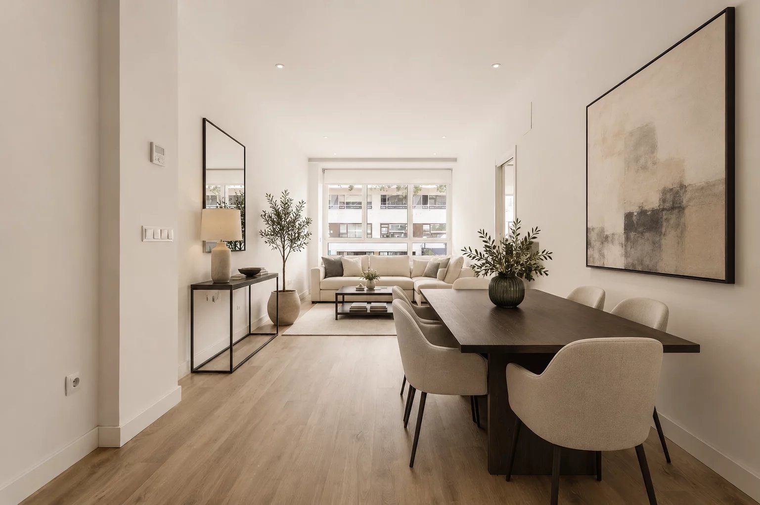 It's a new exclusive apartment on Paseo de la Castellana