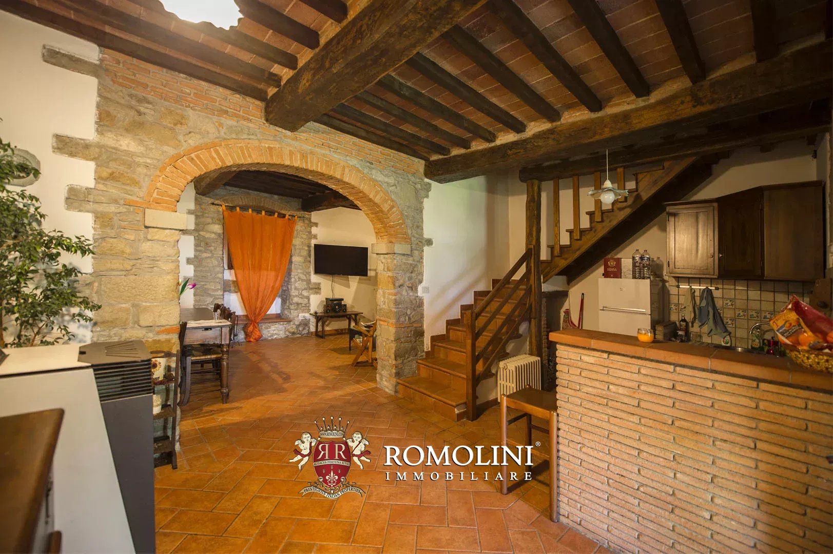 7 Bedroom Villa/Townhouse's Image 17