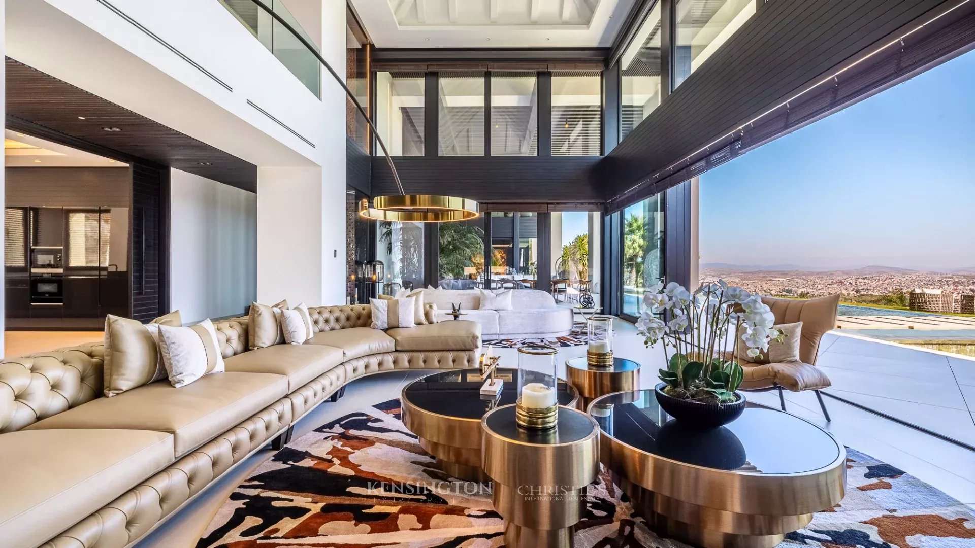 4 Bedroom Villa/Townhouse's Image 37