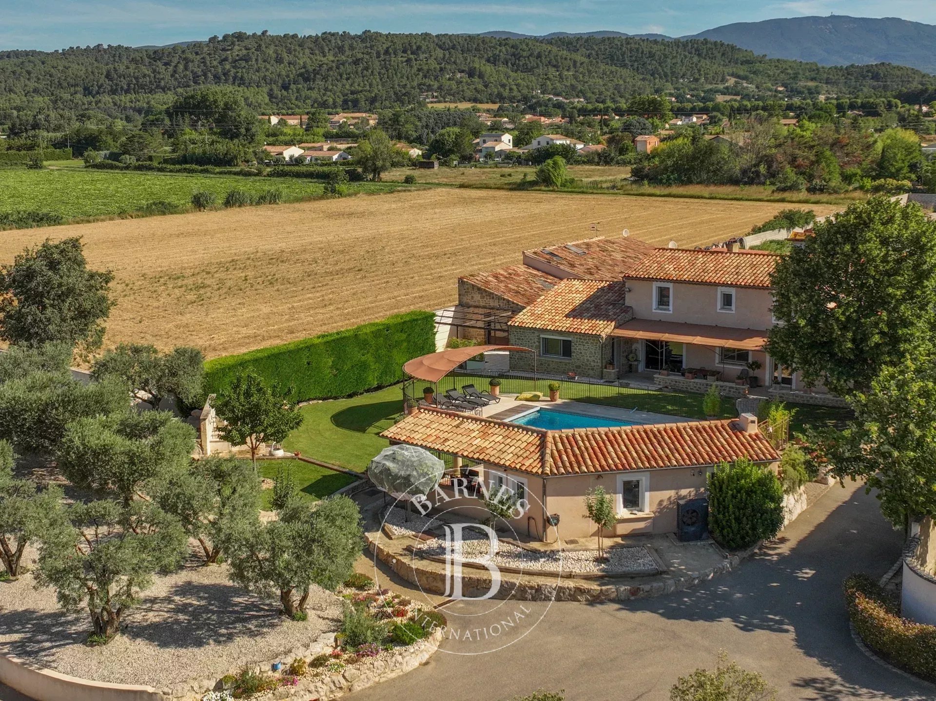 Villa Villelaure - picture 24