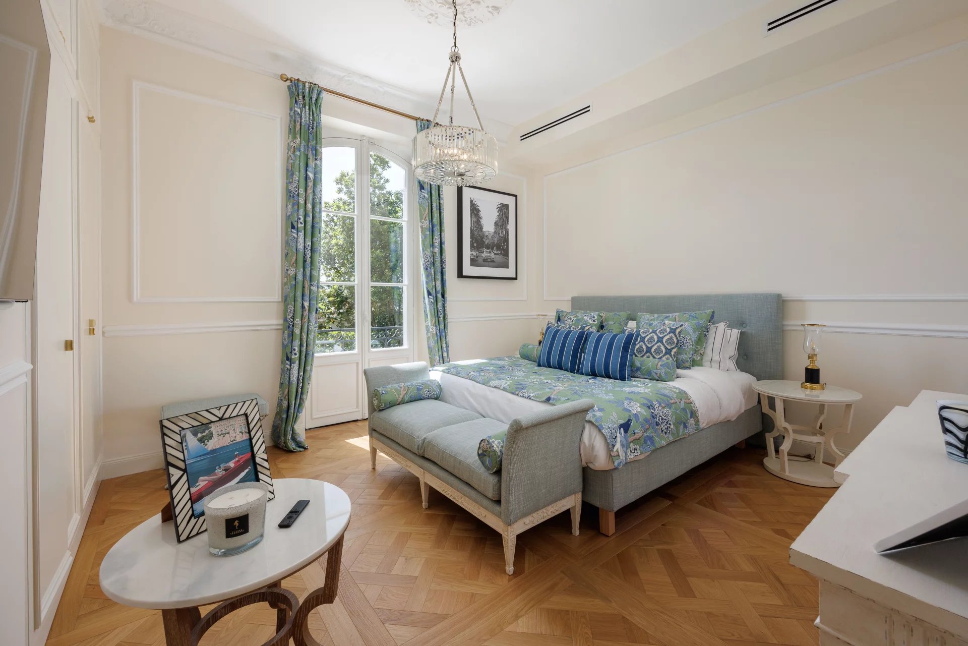 Elegant 7-Bedroom Residence in Beaulieu-sur-Mer