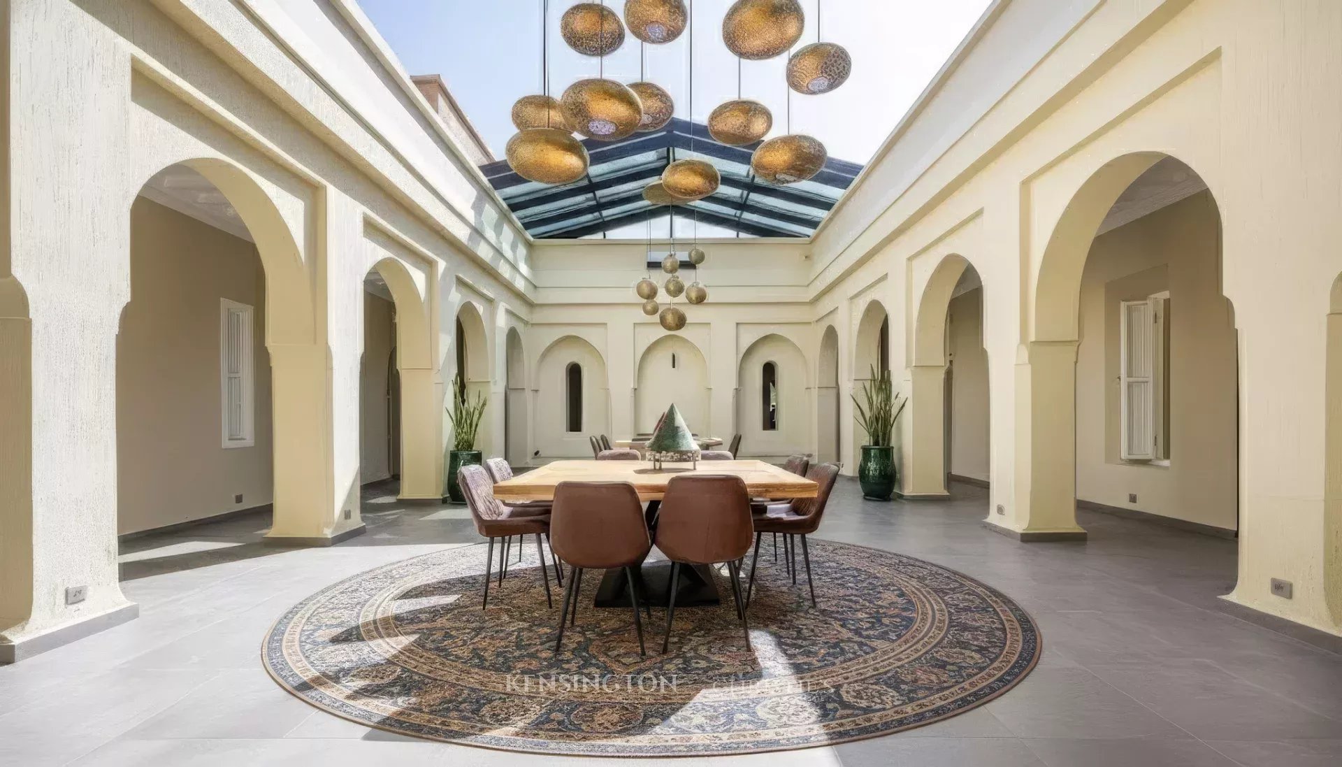 6 Bedroom Villa/Townhouse's Image 5