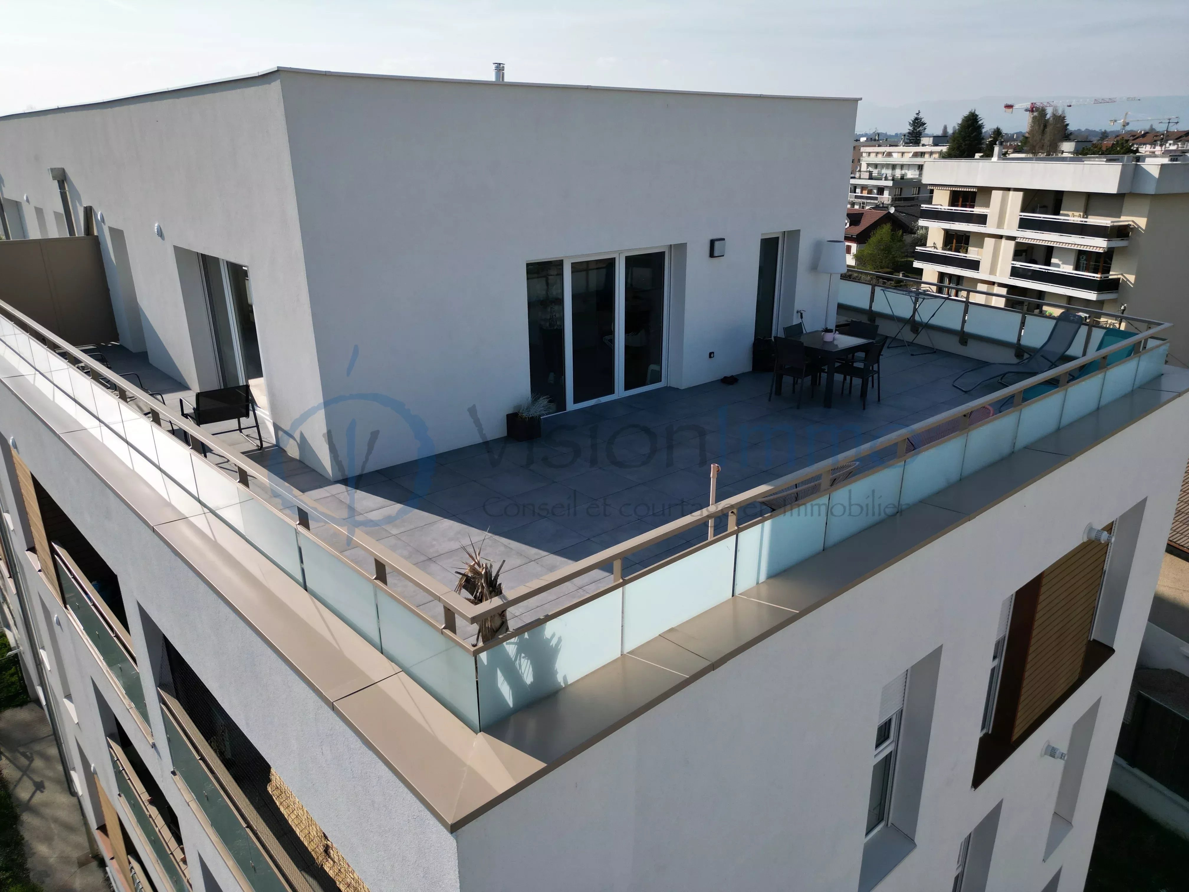 Attique d'exception -- Annemasse Romagny