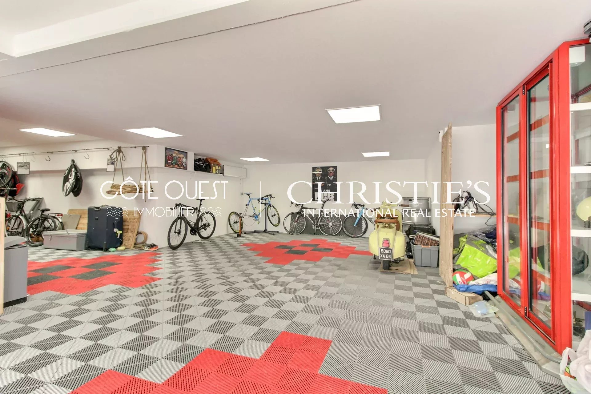3 Bedroom Villa/Townhouse's Image 14
