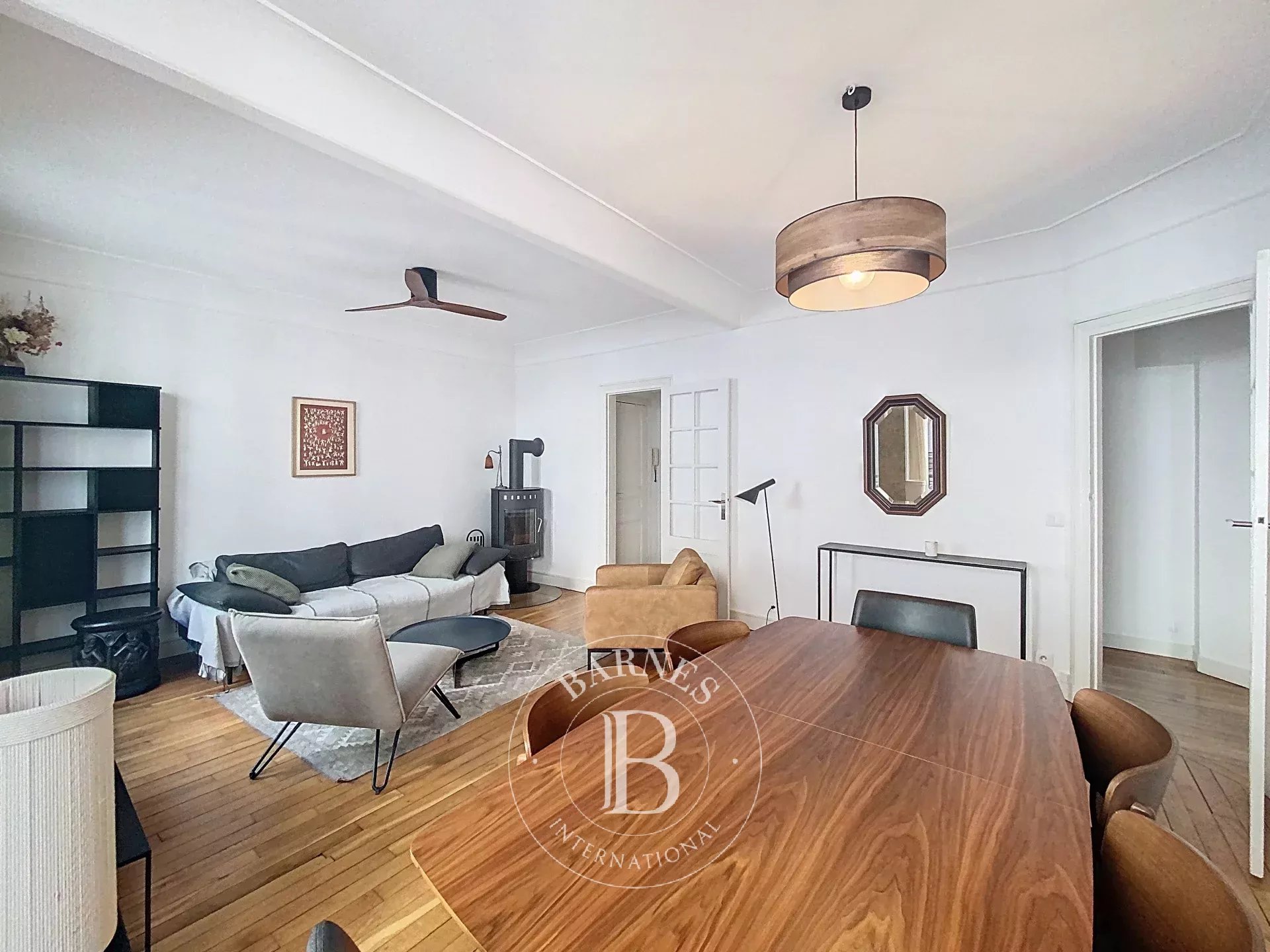 Apartment Courbevoie - picture 1