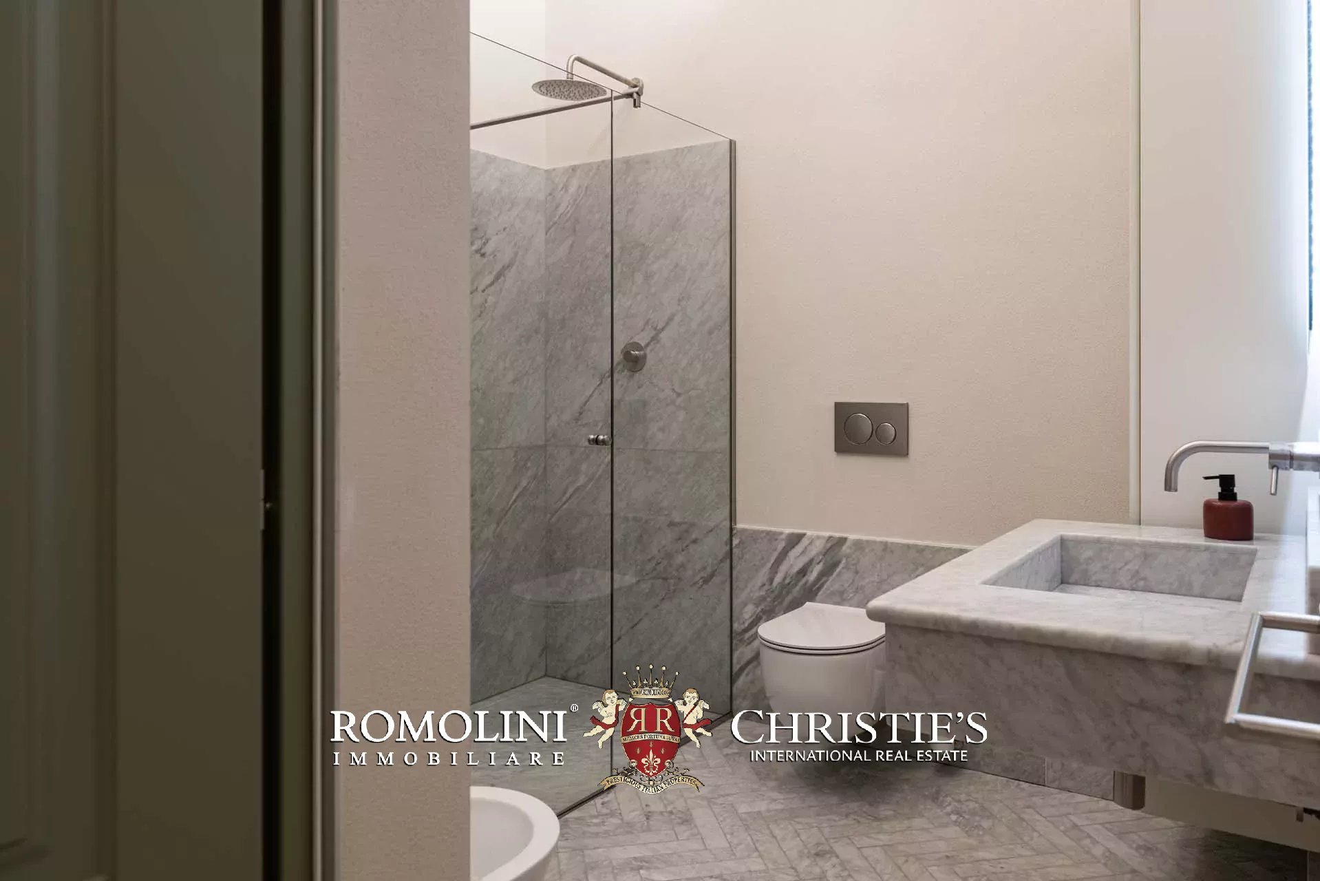 4 Bedroom Villa/Townhouse's Image 44