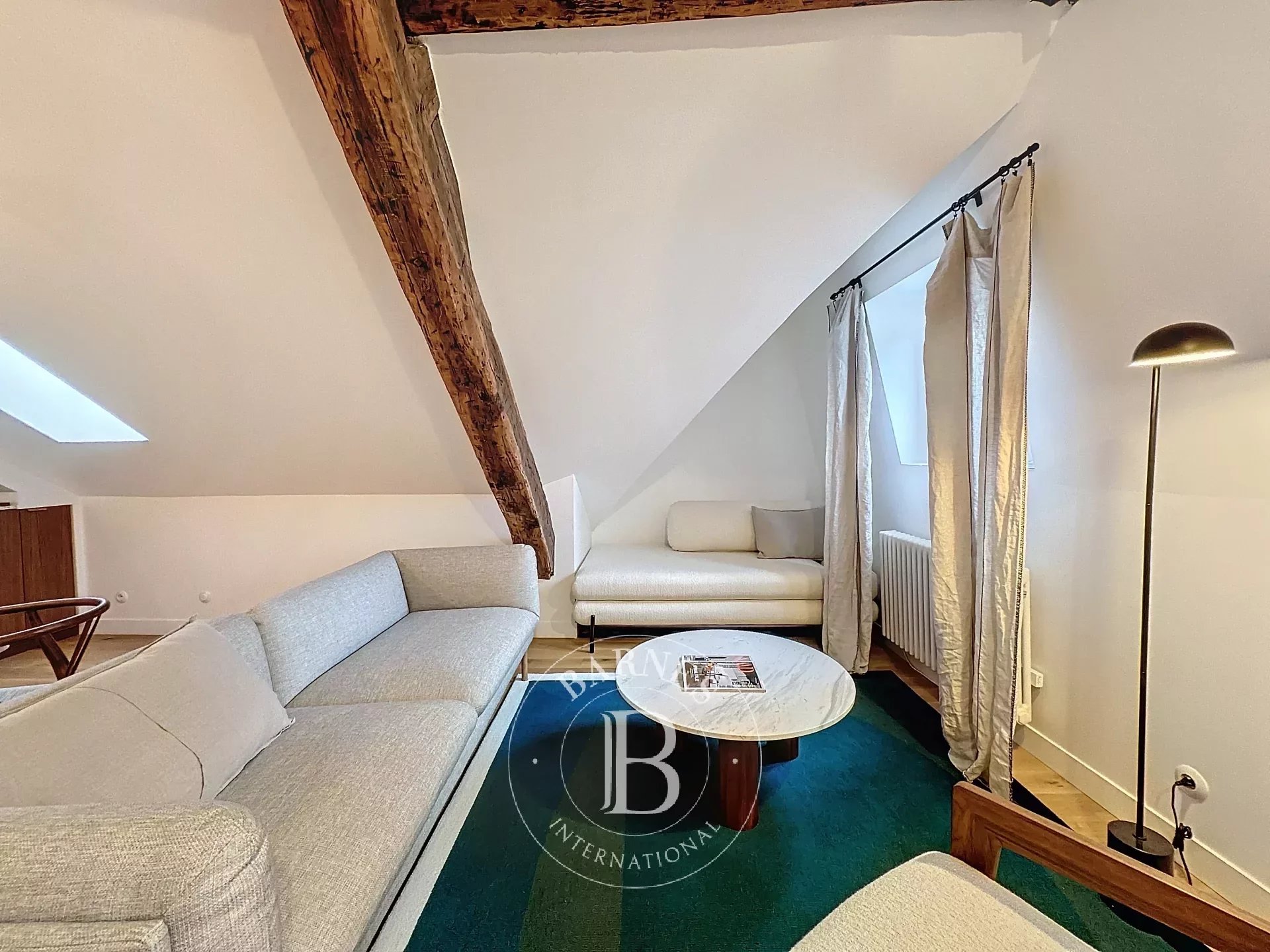 Daire Paris 4ème - picture 14