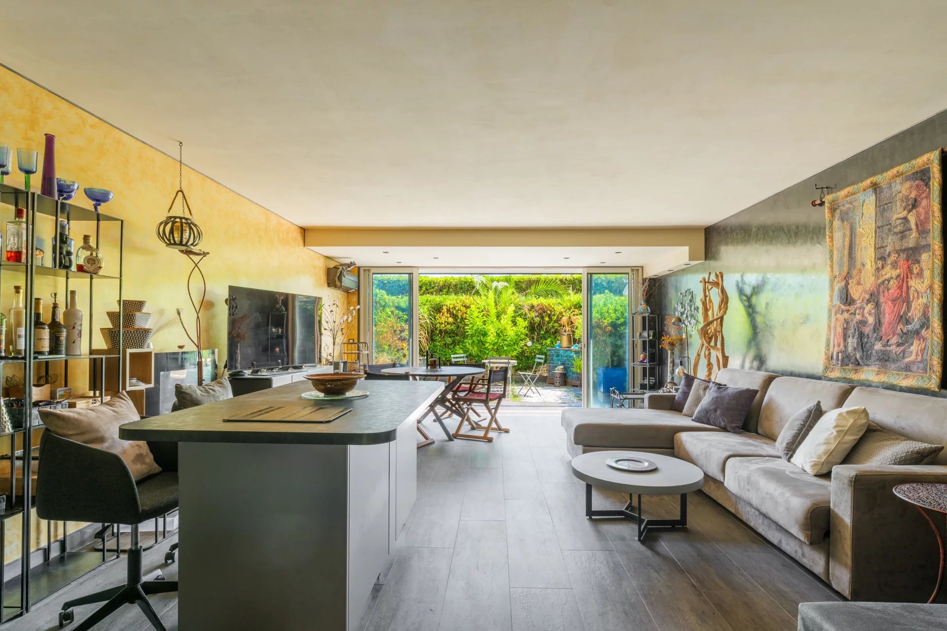 Grand studio en Front de mer - Saint Laurent du var