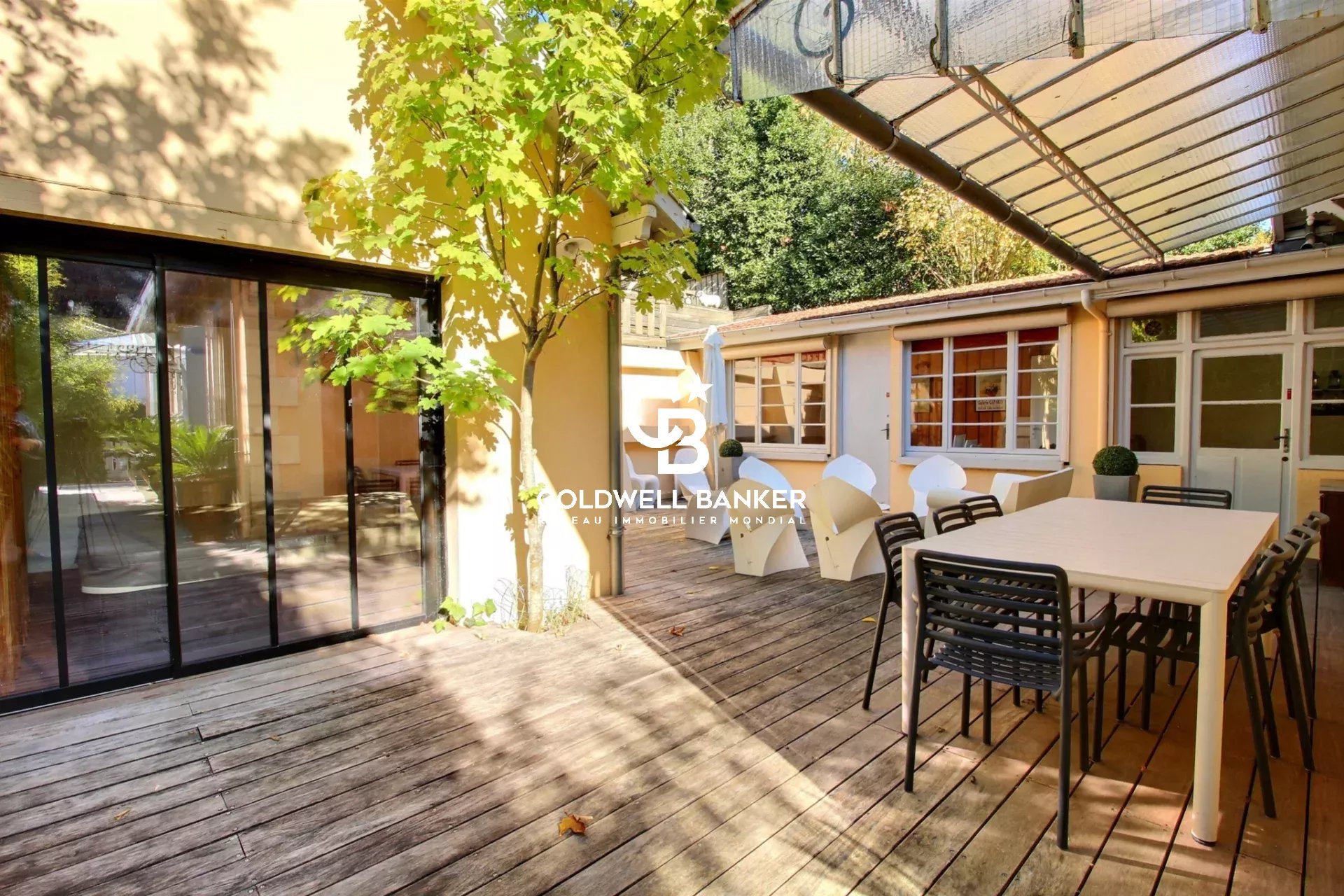 Agence immobilière de Silver Coast Int. Realty