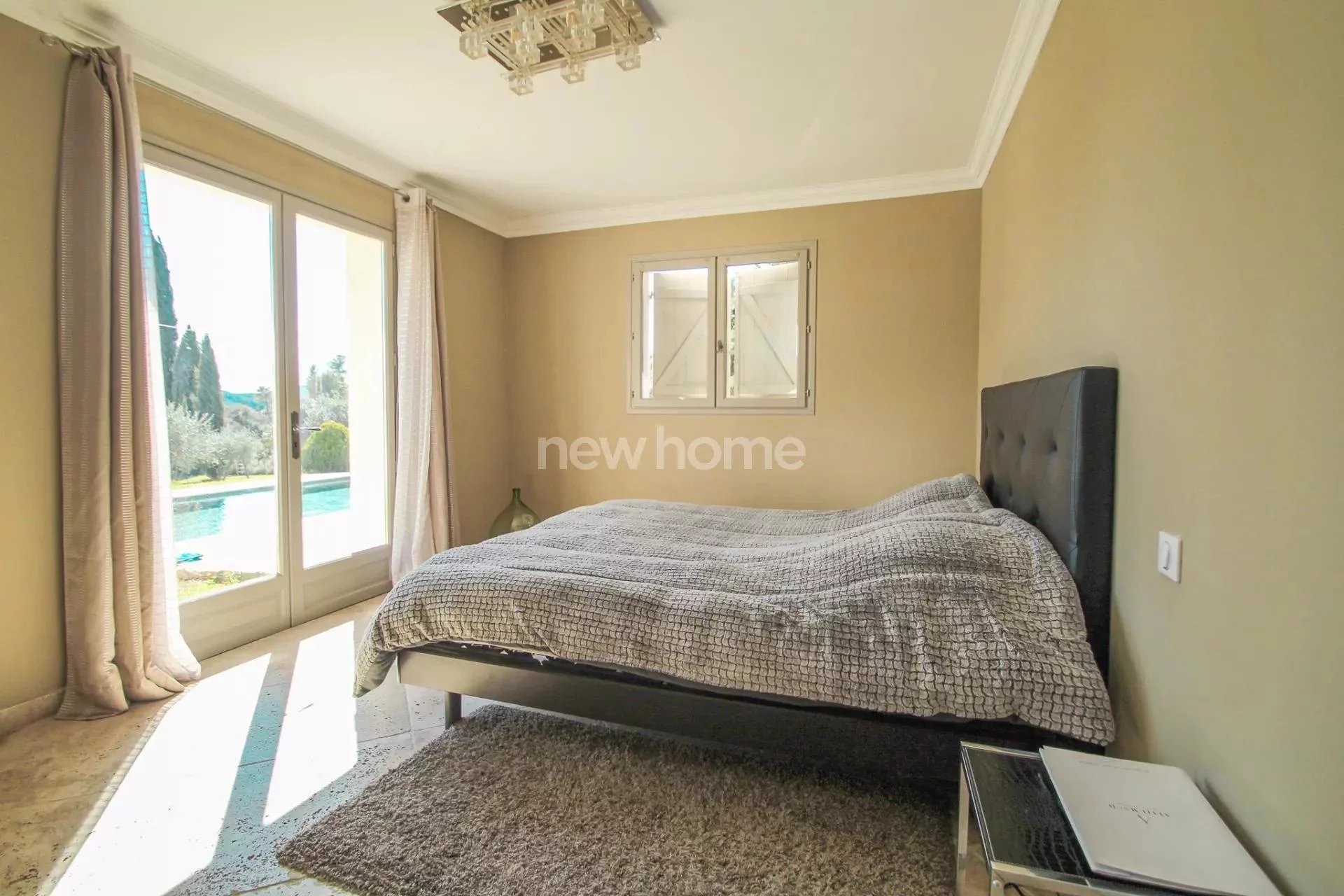 Maison au calme sur jolie terrain plat dans la campagne acces facile