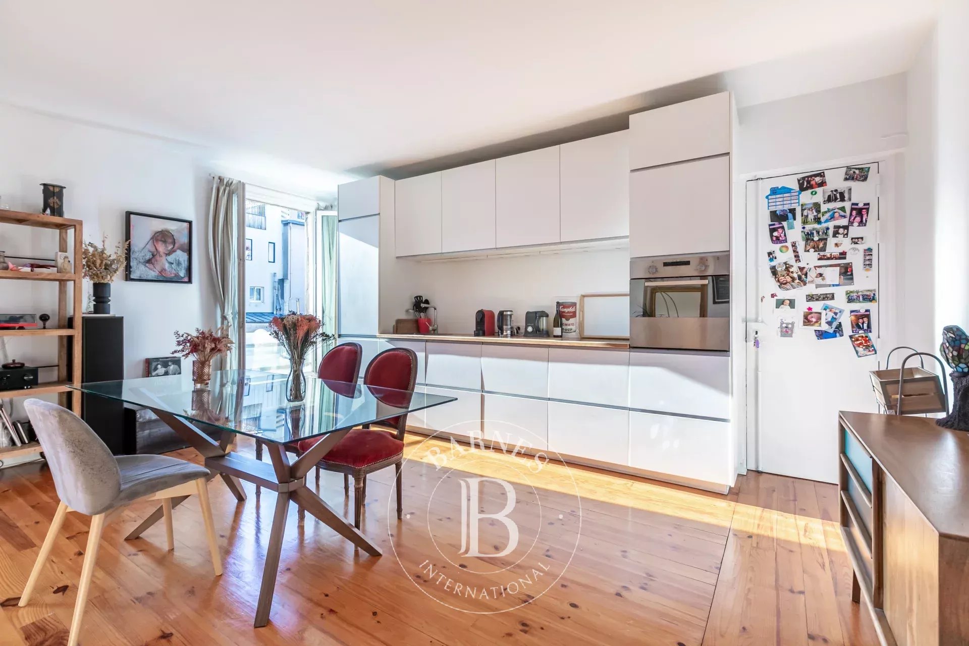 Daire Paris 10ème - picture 4