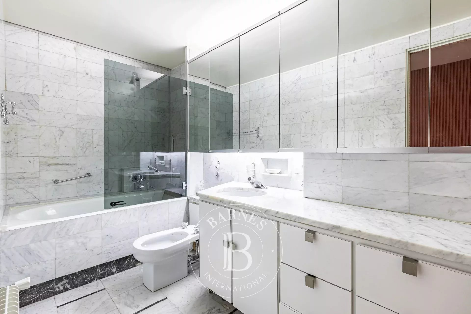 Paris  - Apartment 2 Bedrooms - picture 10