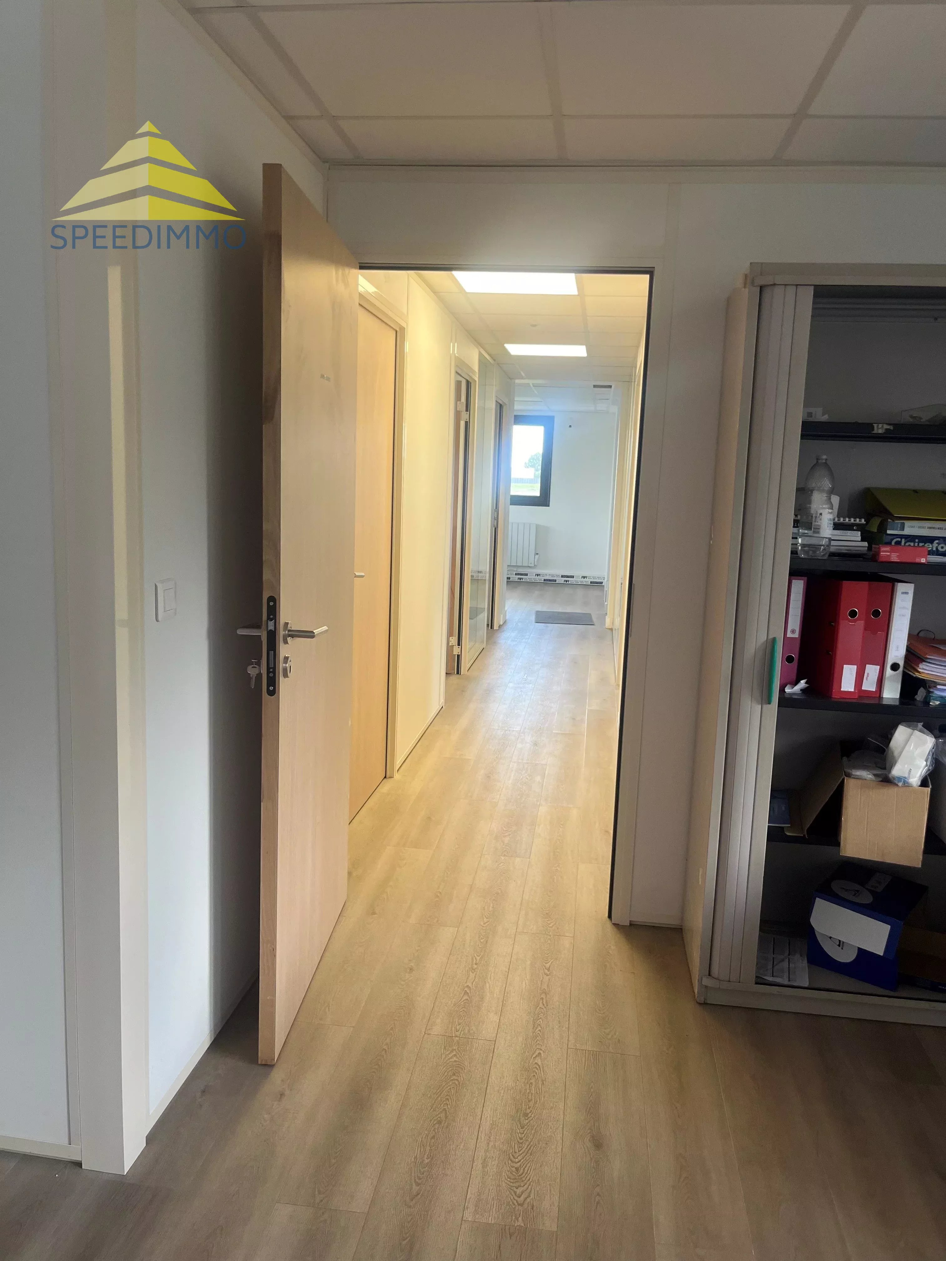 BÂTIMENT INDÉPENDANT RÉCENT (2022)