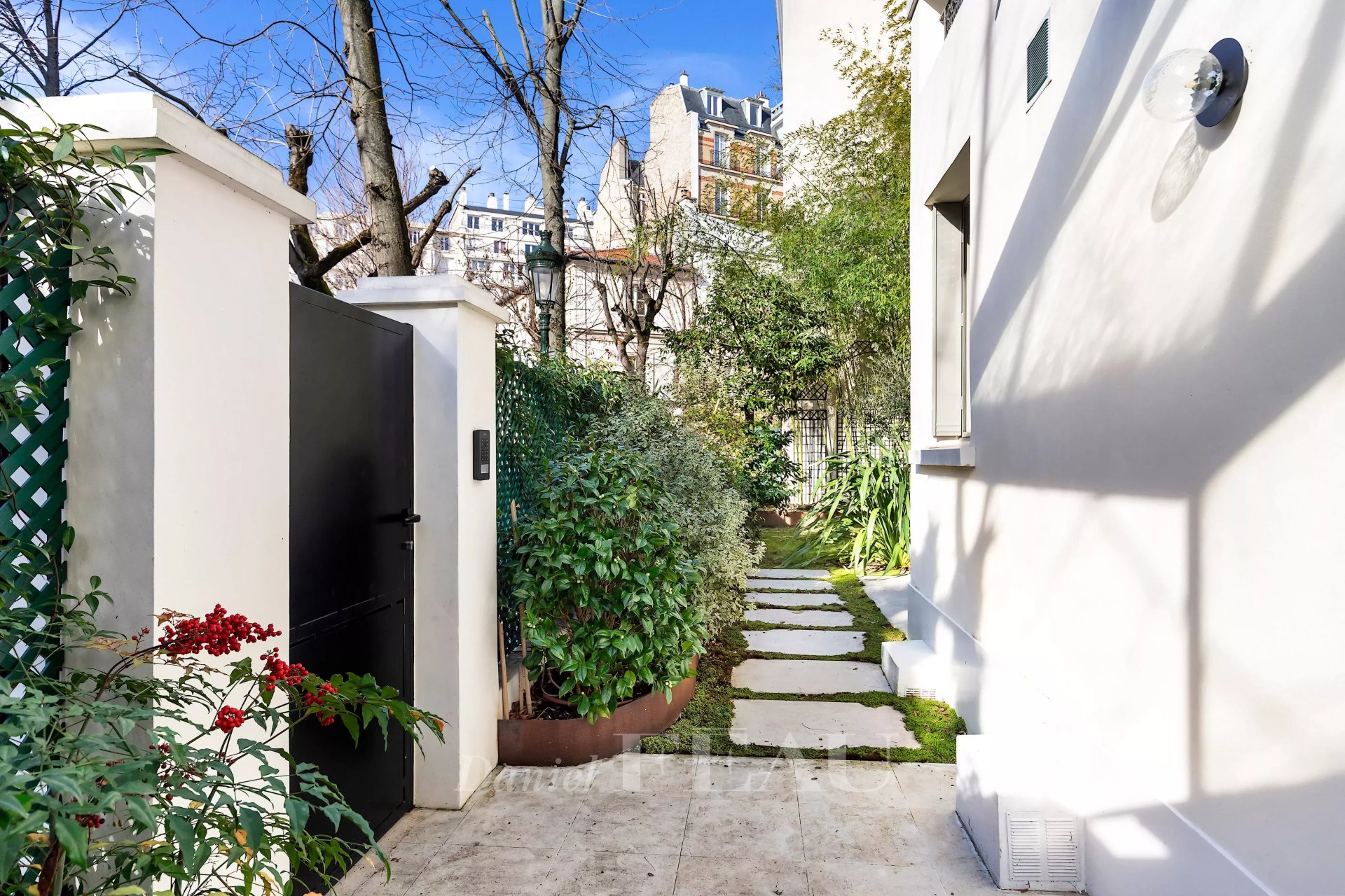 5 Bedroom Villa/Townhouse's Image 10