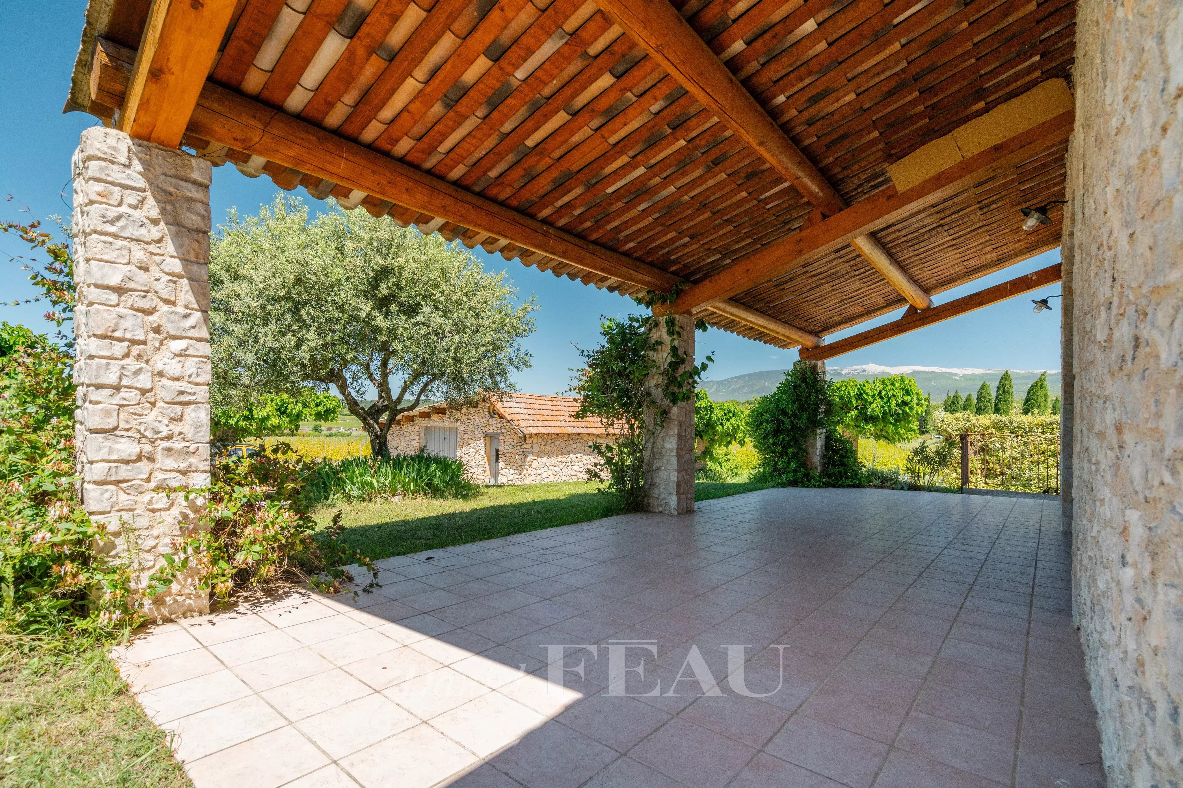 Sale House Bédoin
