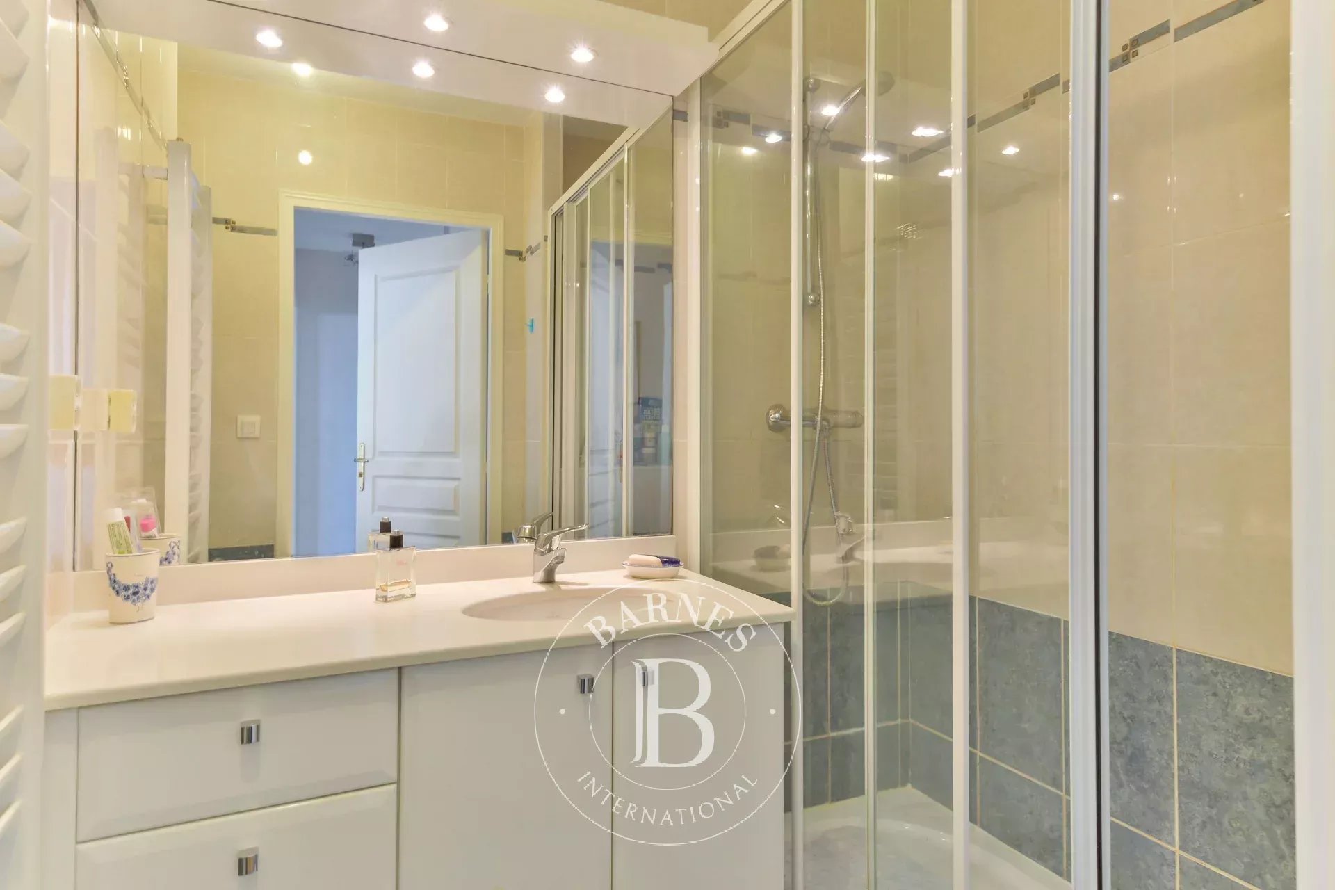 Daire Lyon 4ème - picture 7