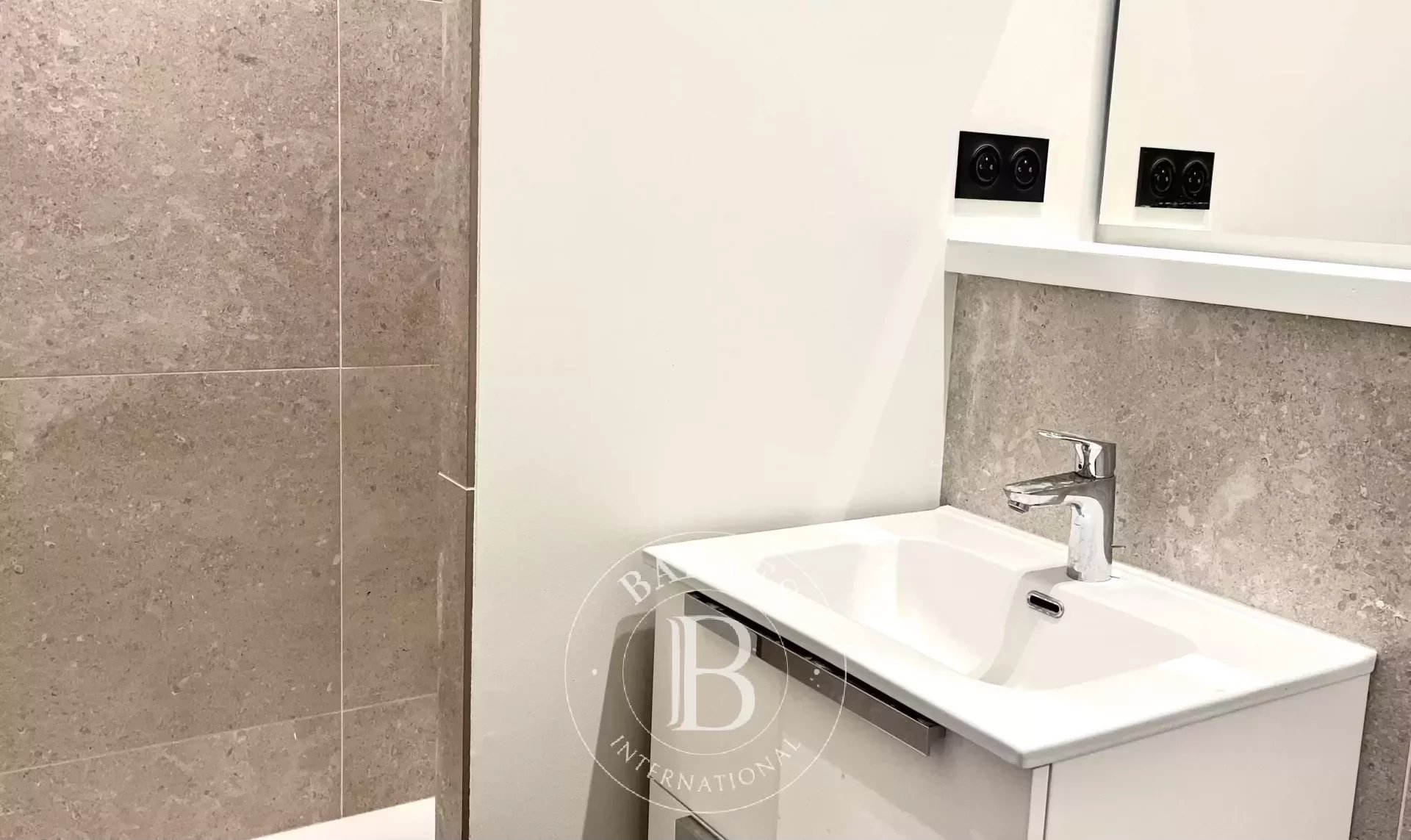 Daire Lyon 6ème - picture 5