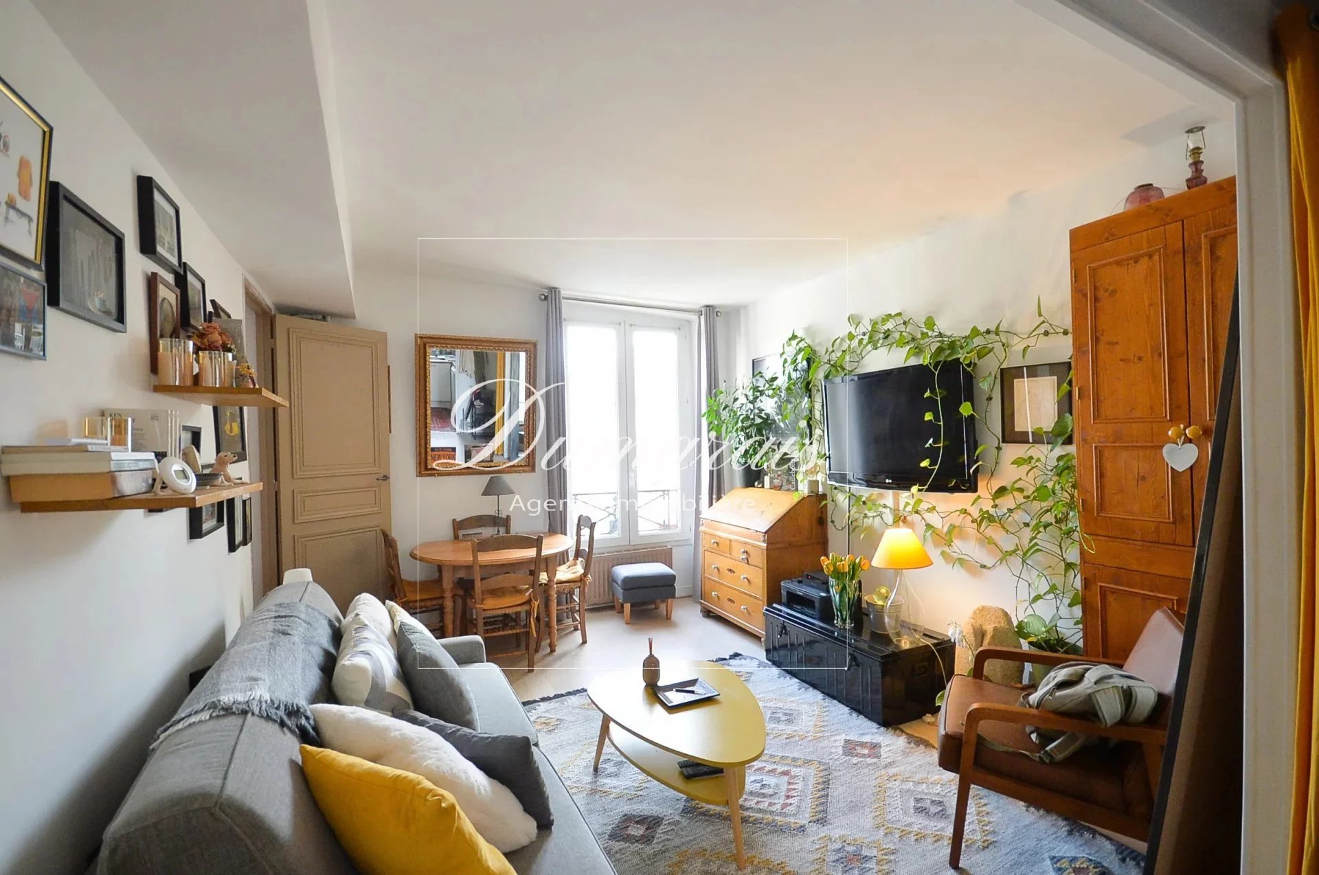 75004 Paris - APPARTEMENT 2 PIECES