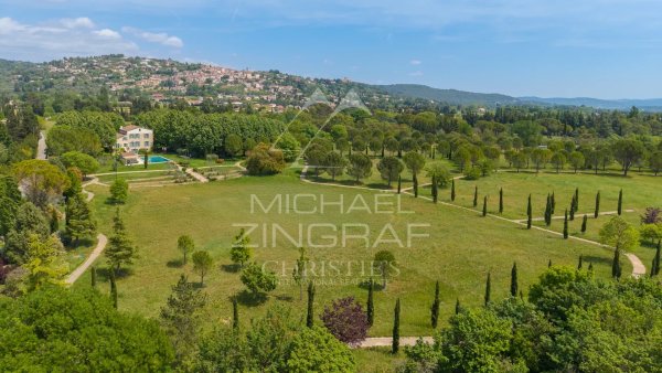 An exceptional 10-hectare estate in Fayence — photo 1