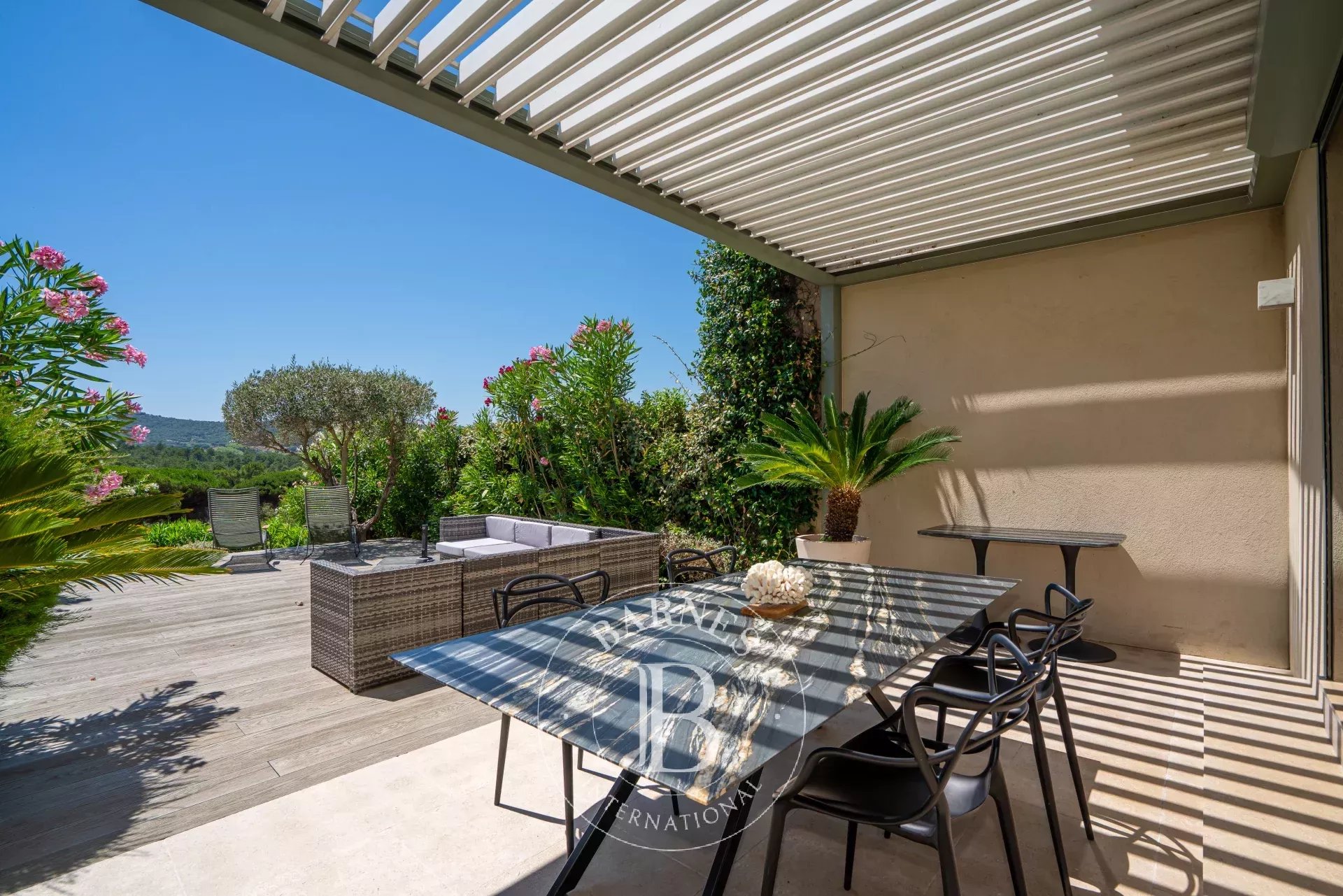 Ev Gassin - picture 4