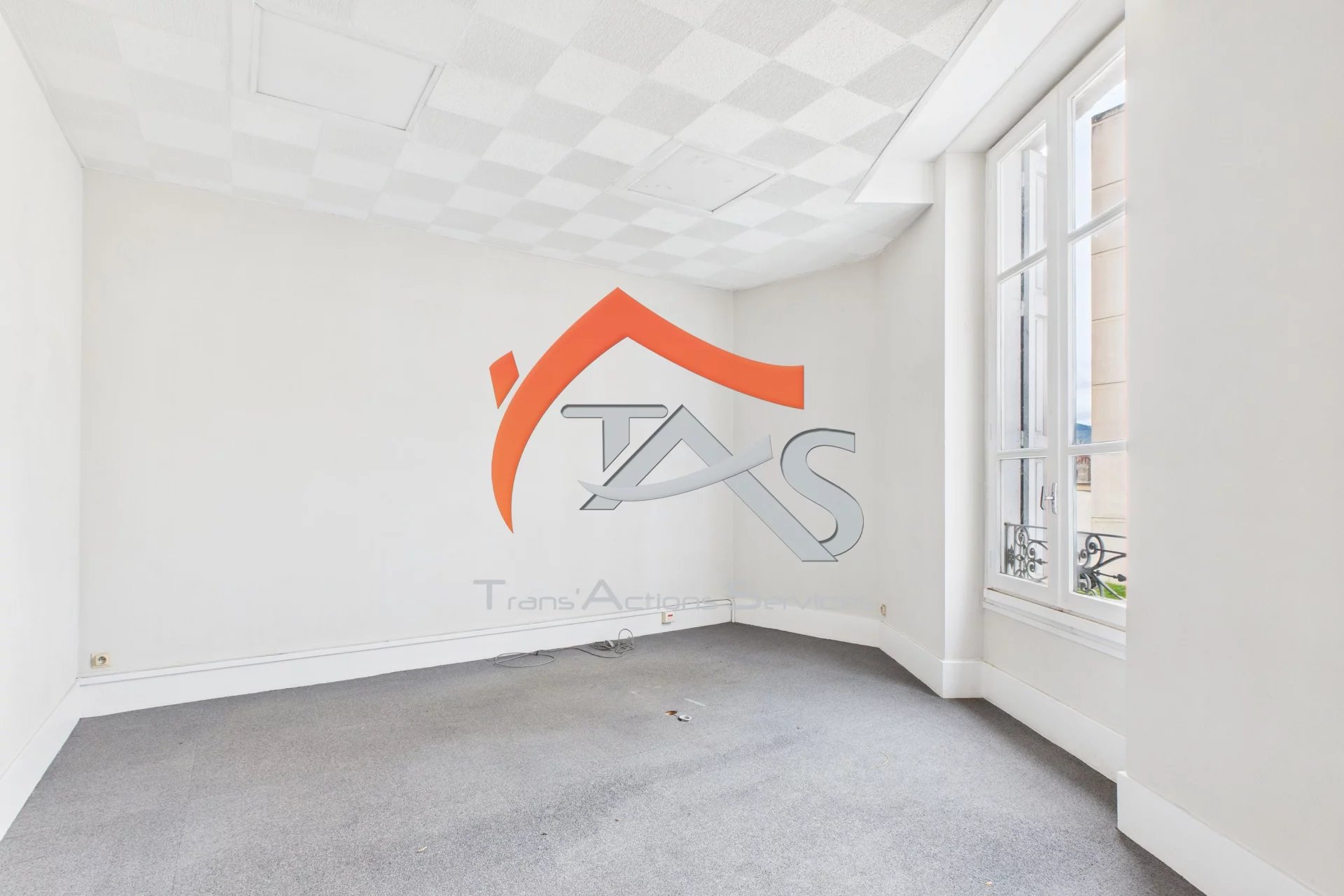 Plateau de 82 m² - Photo 3