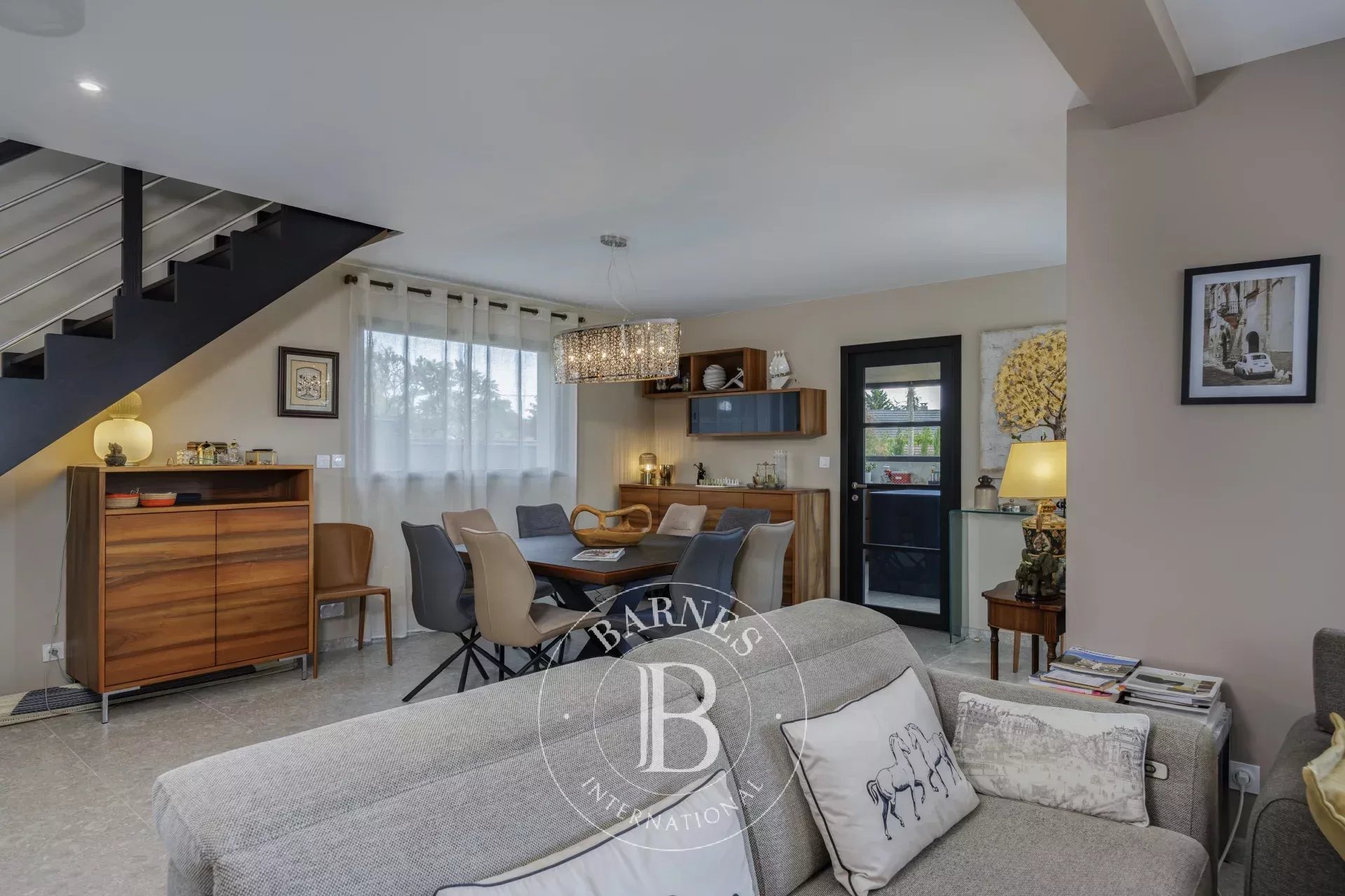 Cessy  - Maison 8 Pi&egrave;ces 5 Chambres - picture 7