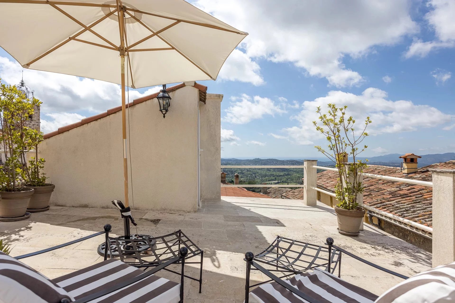 Sale Village house Châteauneuf-Grasse