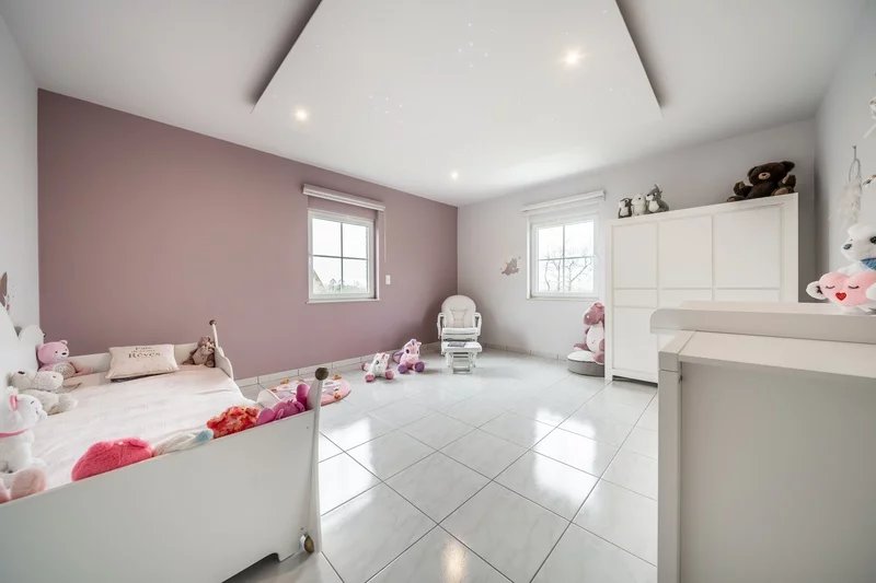 Sale House Ferrières