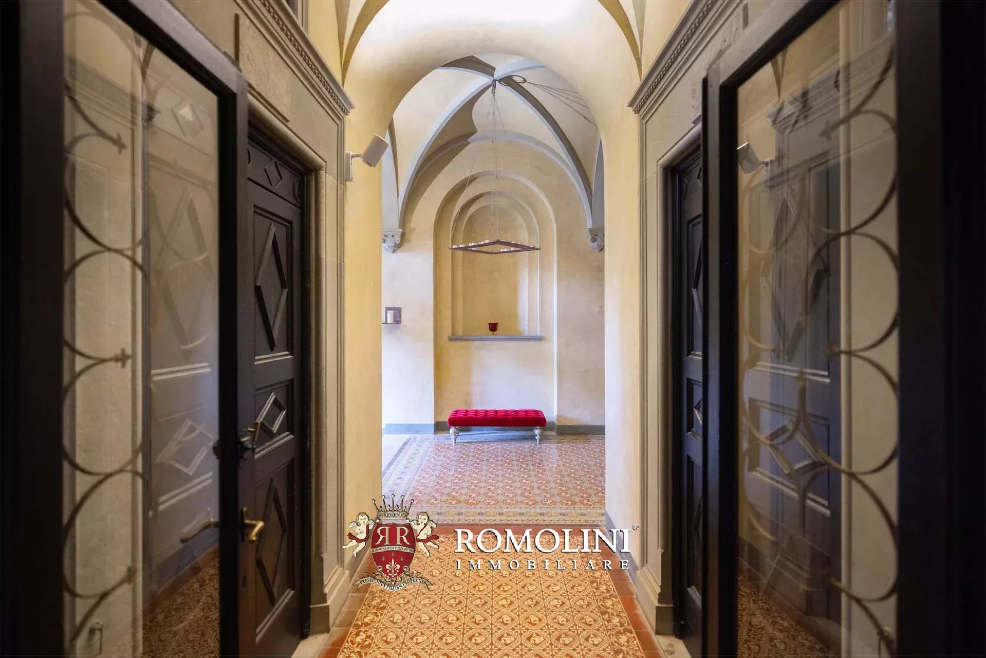35 Bedroom Chateau's Image 25