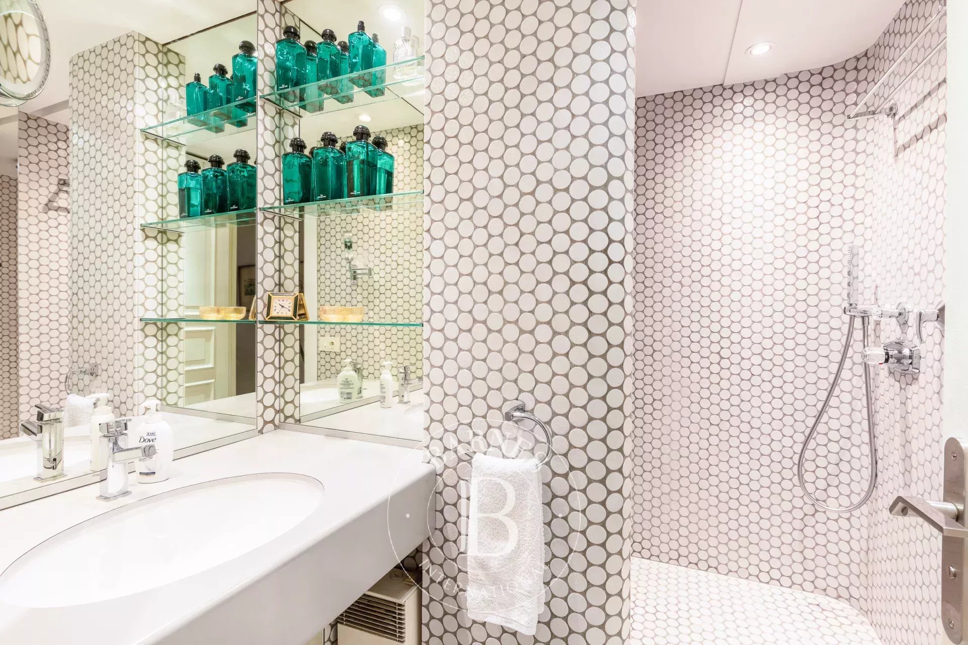 Daire Paris 16ème - picture 16