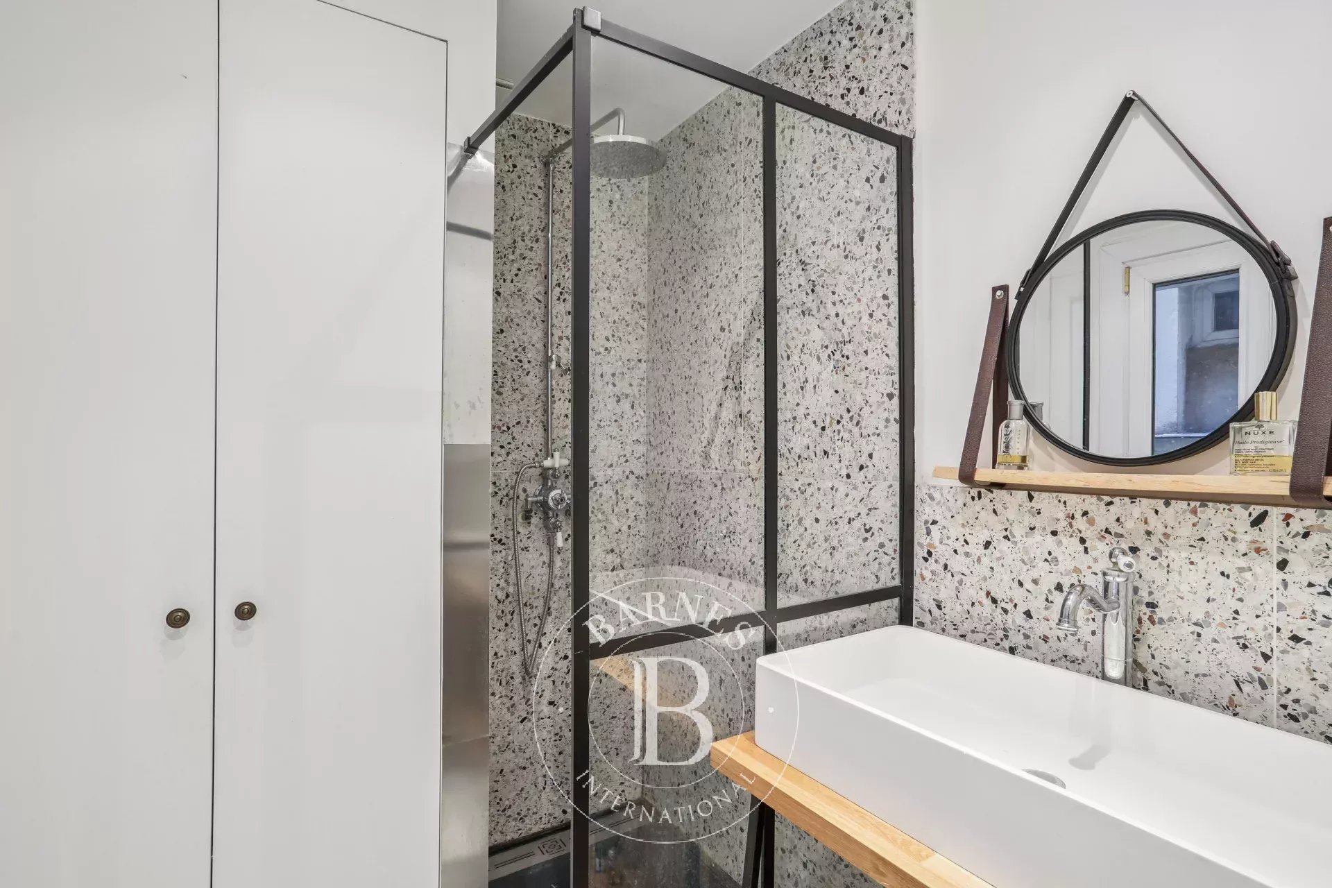 Daire Paris 10ème - picture 8