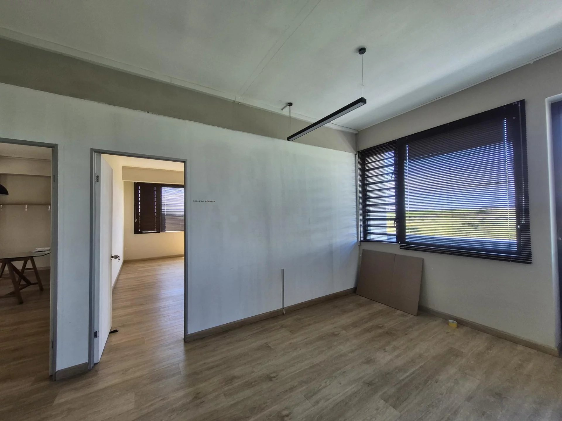 Ofis Grand Baie - picture 9