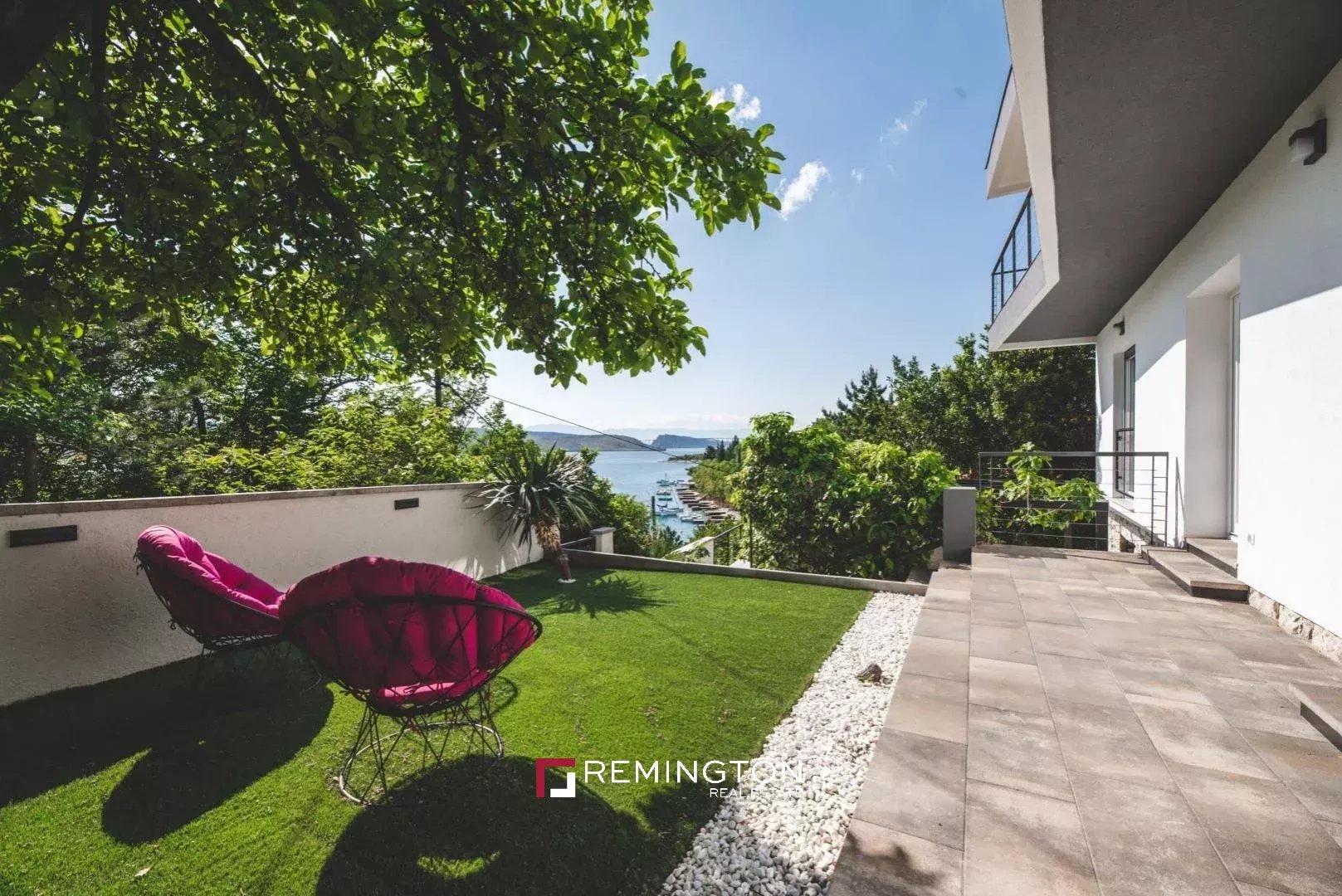 5 Bedroom Villa/Townhouse's Image 8