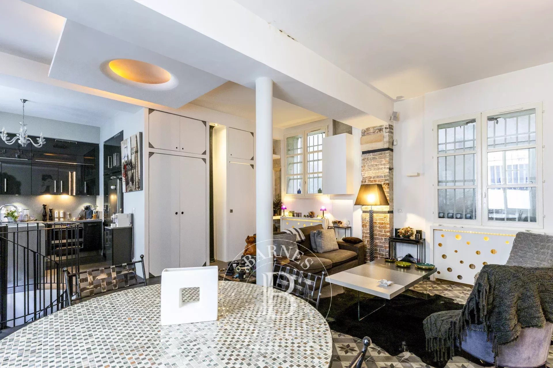 Daire Paris 3ème - picture 9