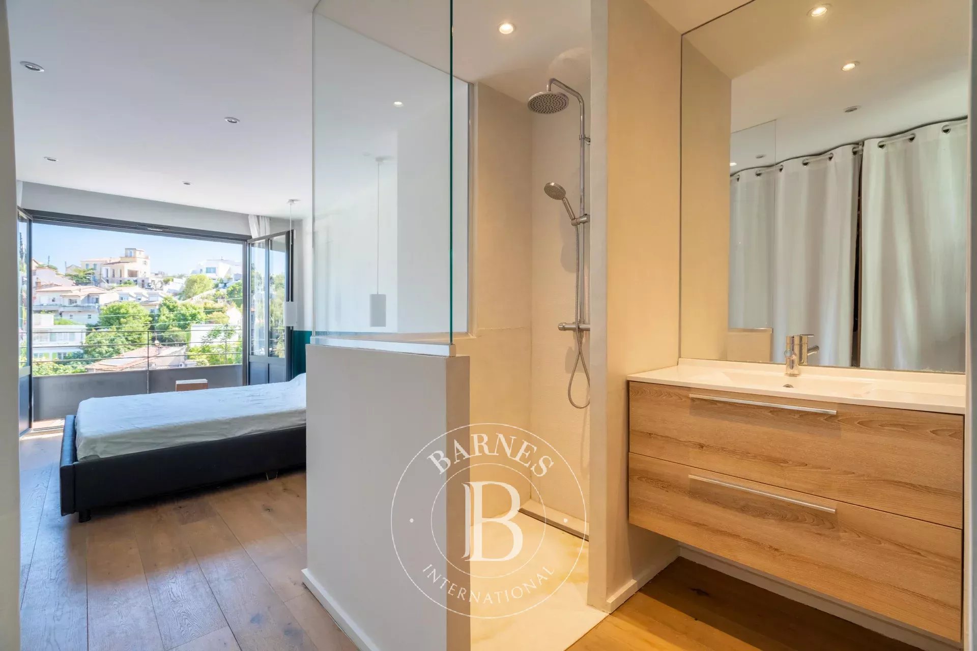 Ev Marseille 7ème - picture 22