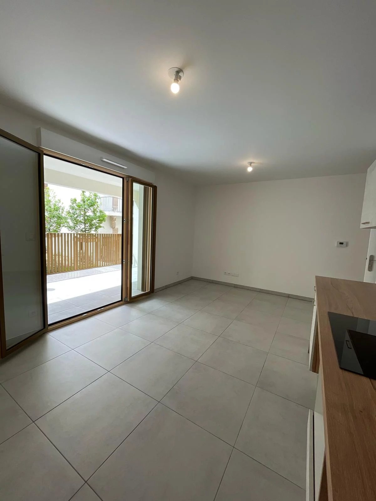 85859594 Location Lyon 9ème