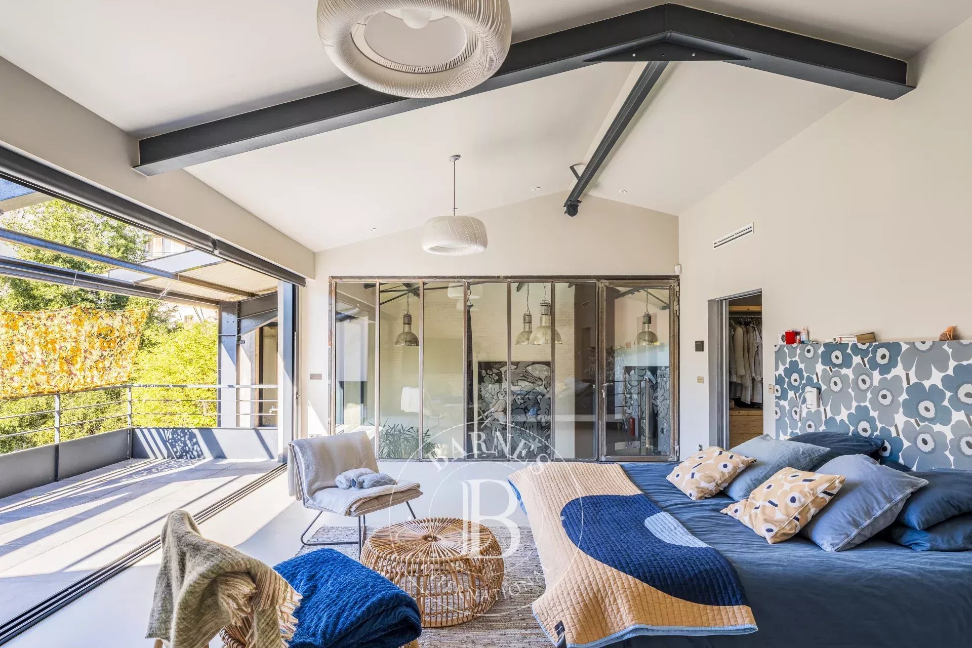 Loft Montreuil - picture 9