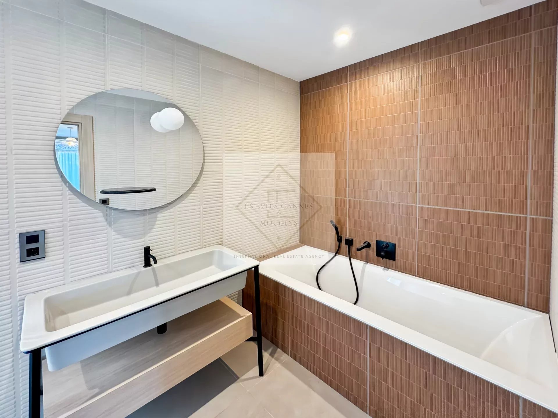Villa Contemporaine – Quartier Très Recherché à Mougins — photo 16
