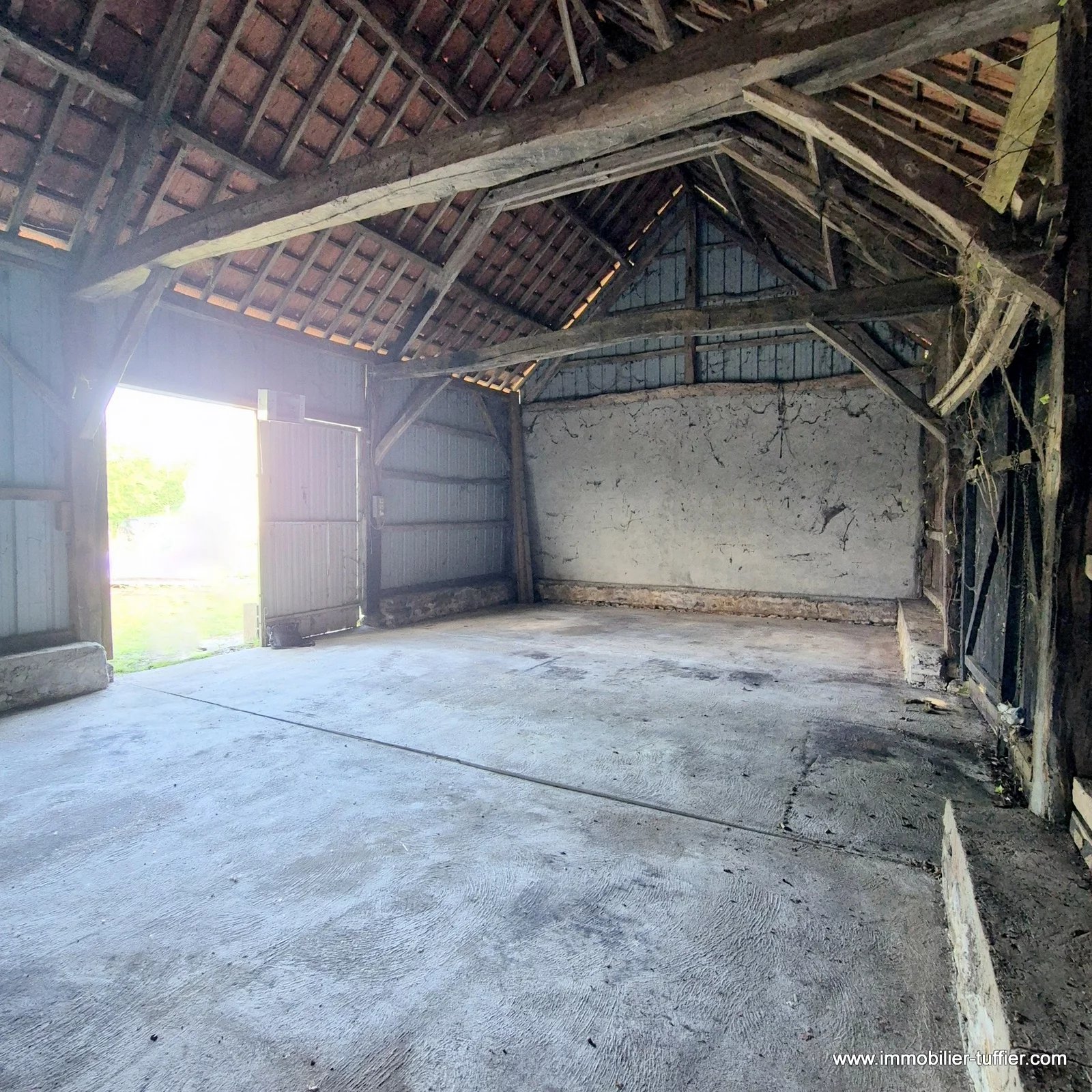Vente Grange Montbizot