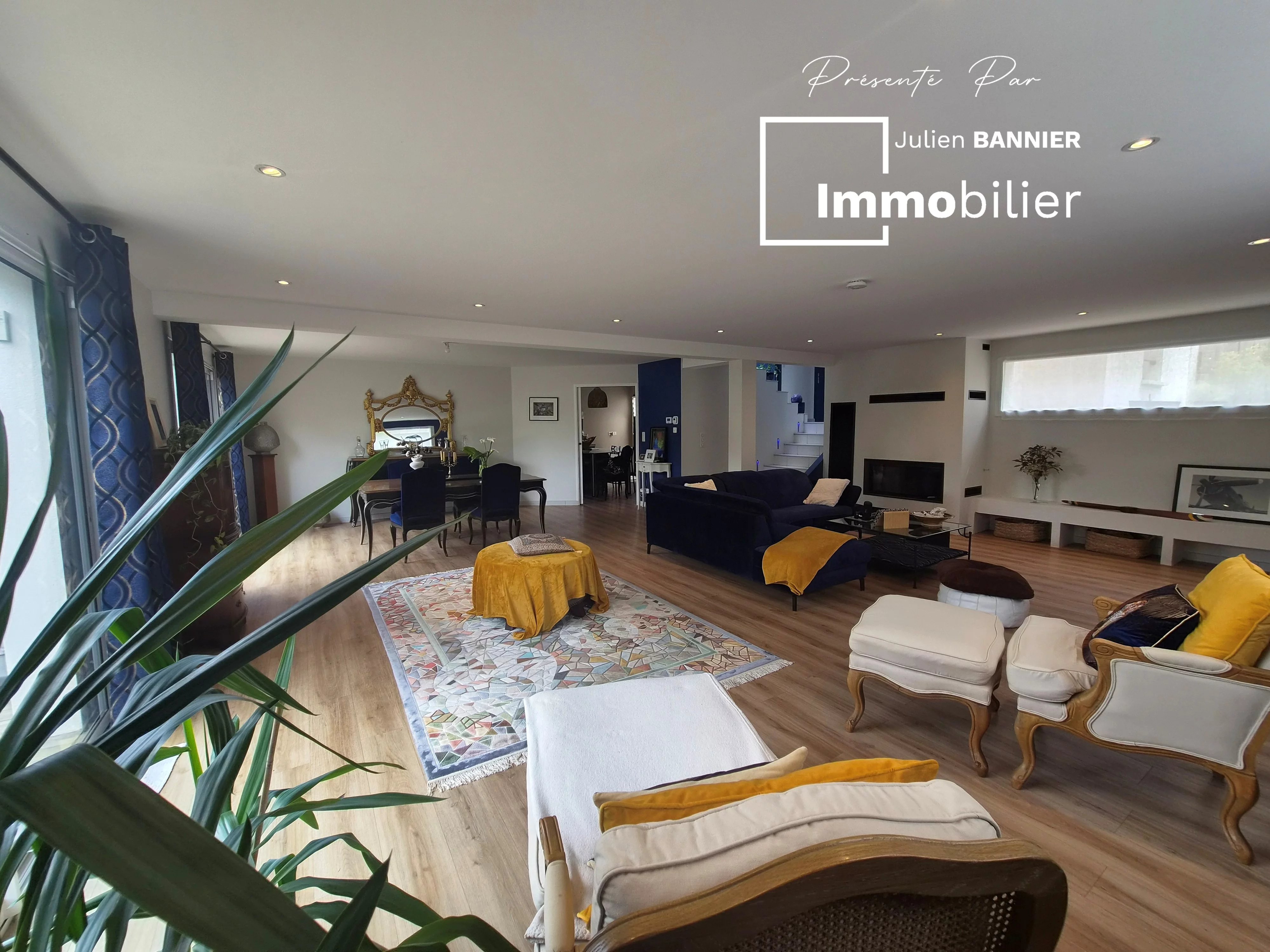 Agence immobilière de 