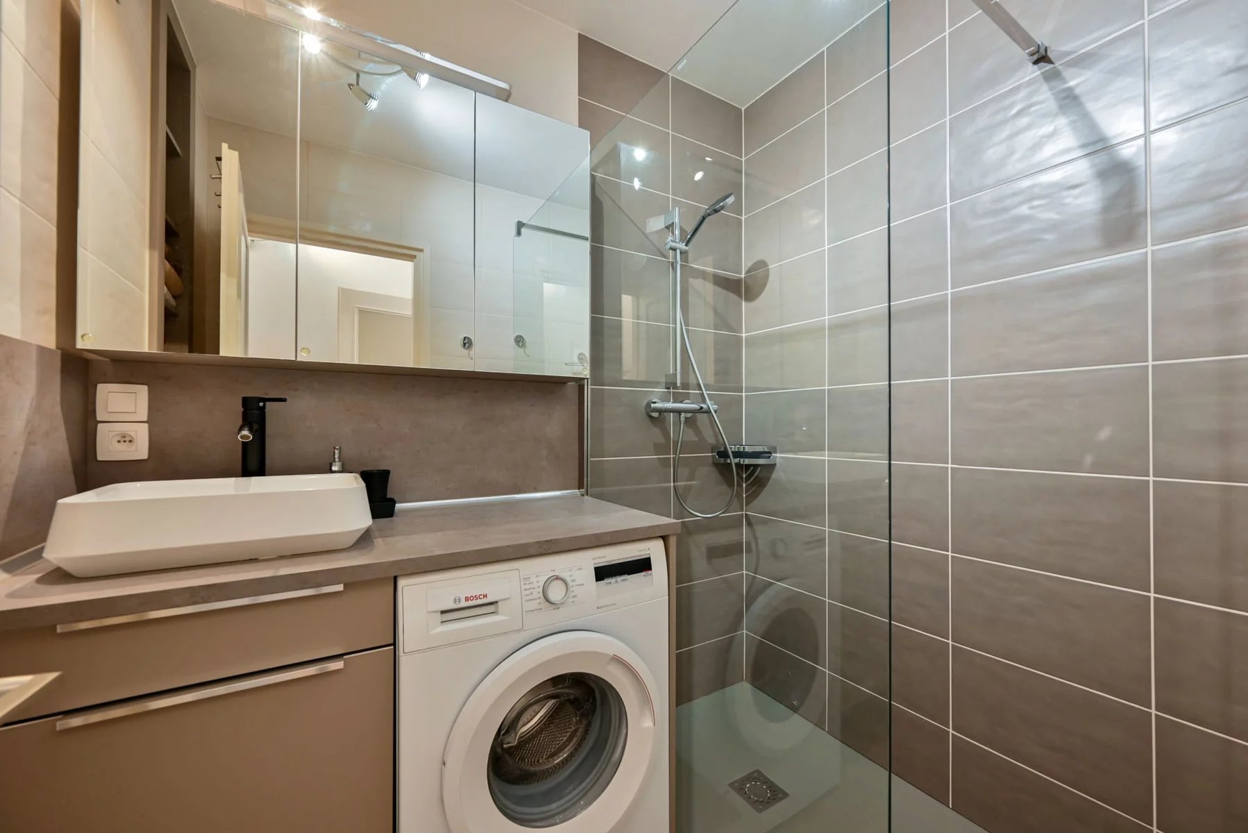 Photo of CHAMONIX - Top floor 1-bedroom apartment with balcony