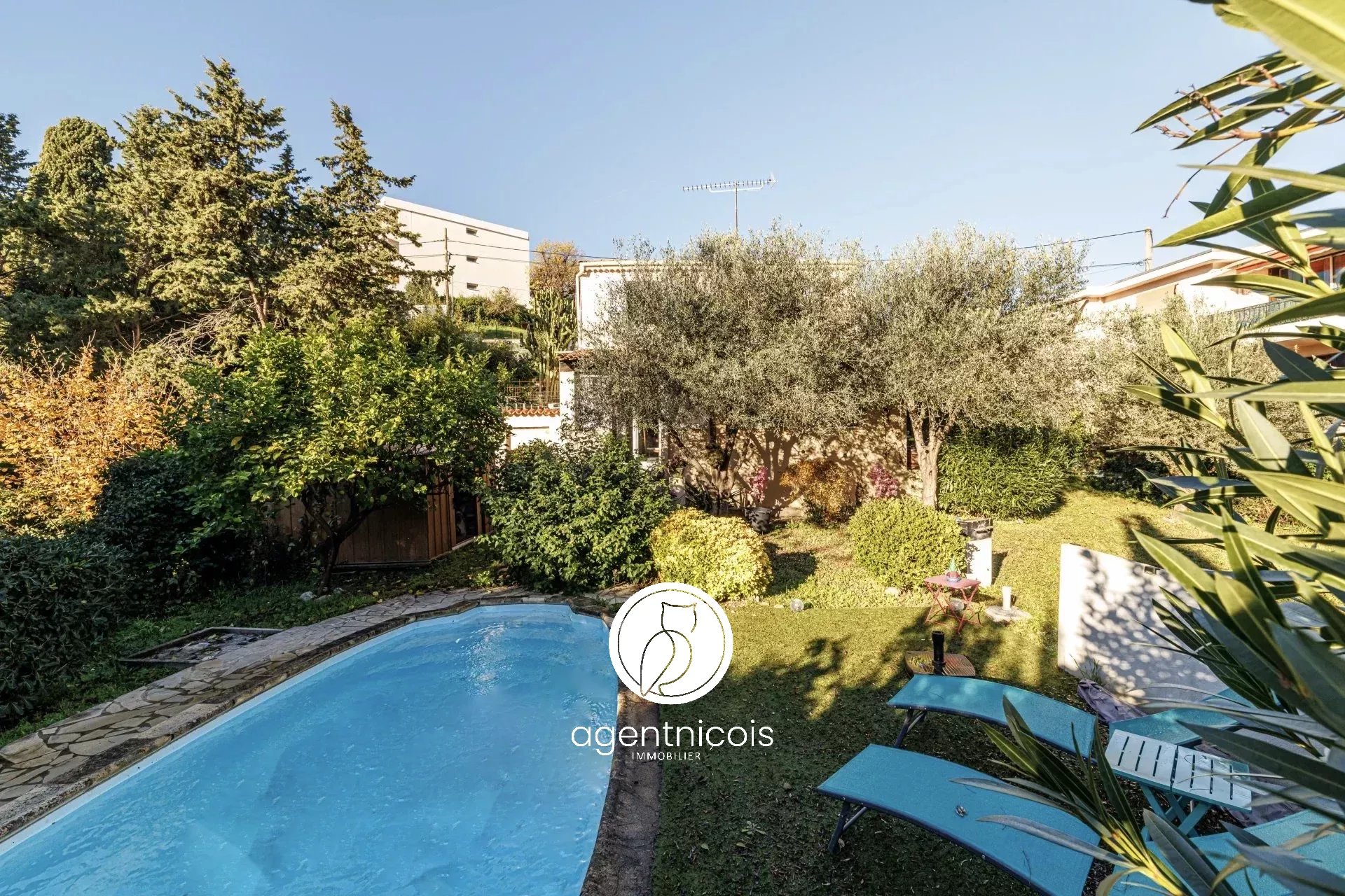 Agence immobilière de 