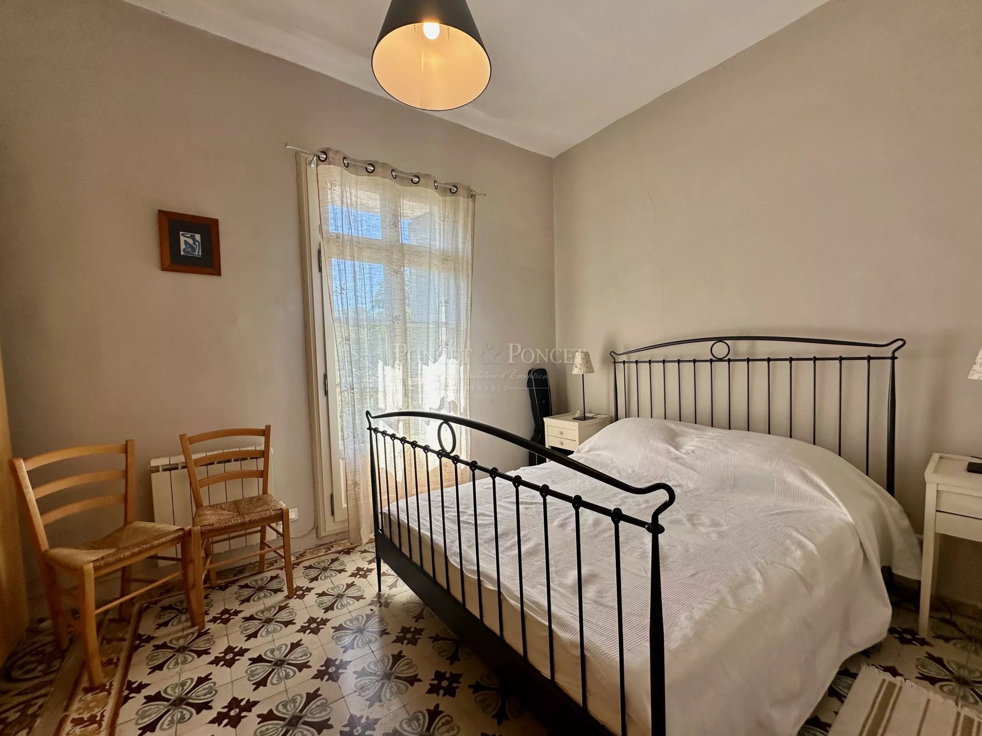3 Bedroom Vineyard's Image 5