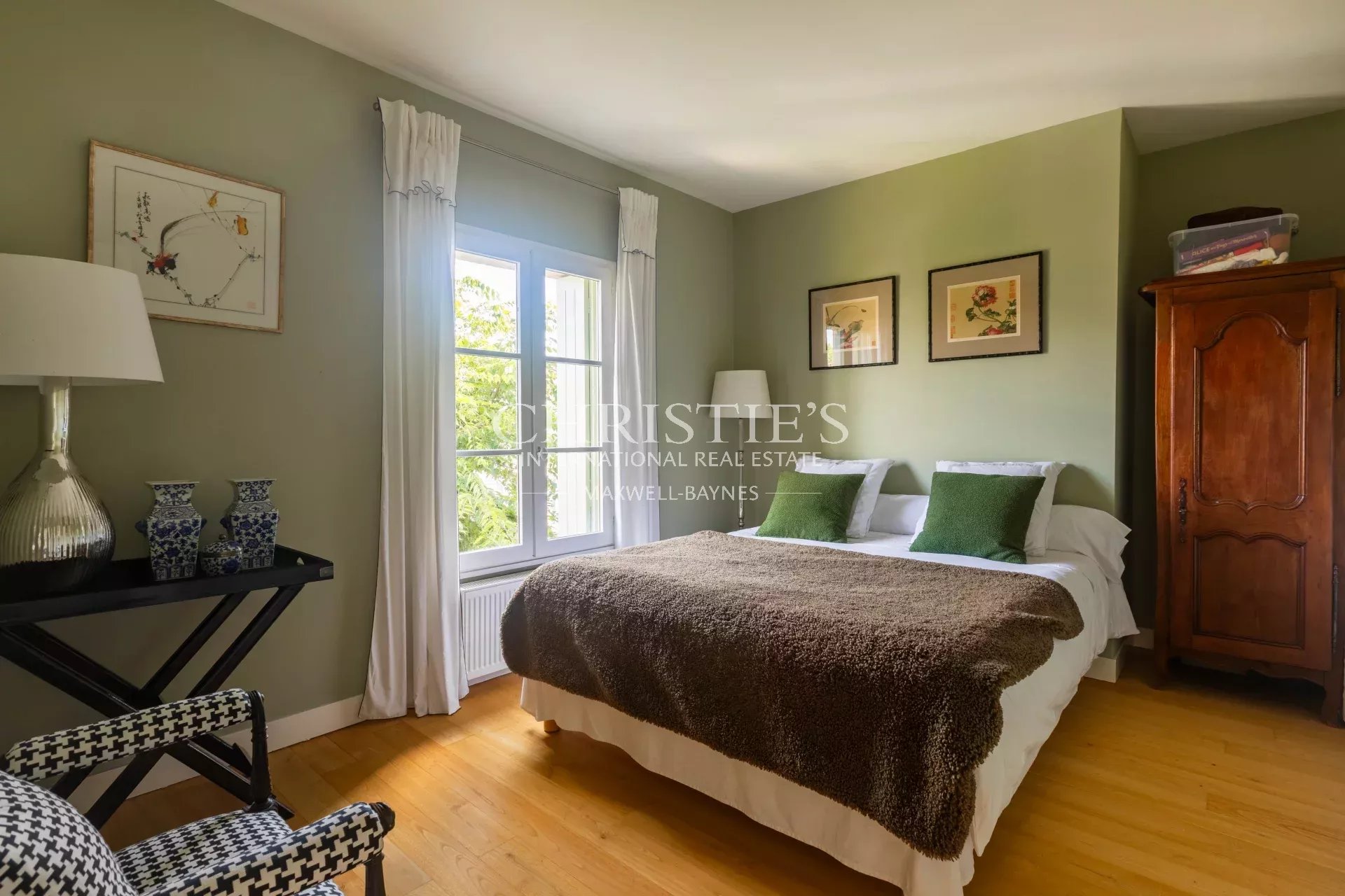 5 Bedroom Villa/Townhouse's Image 37